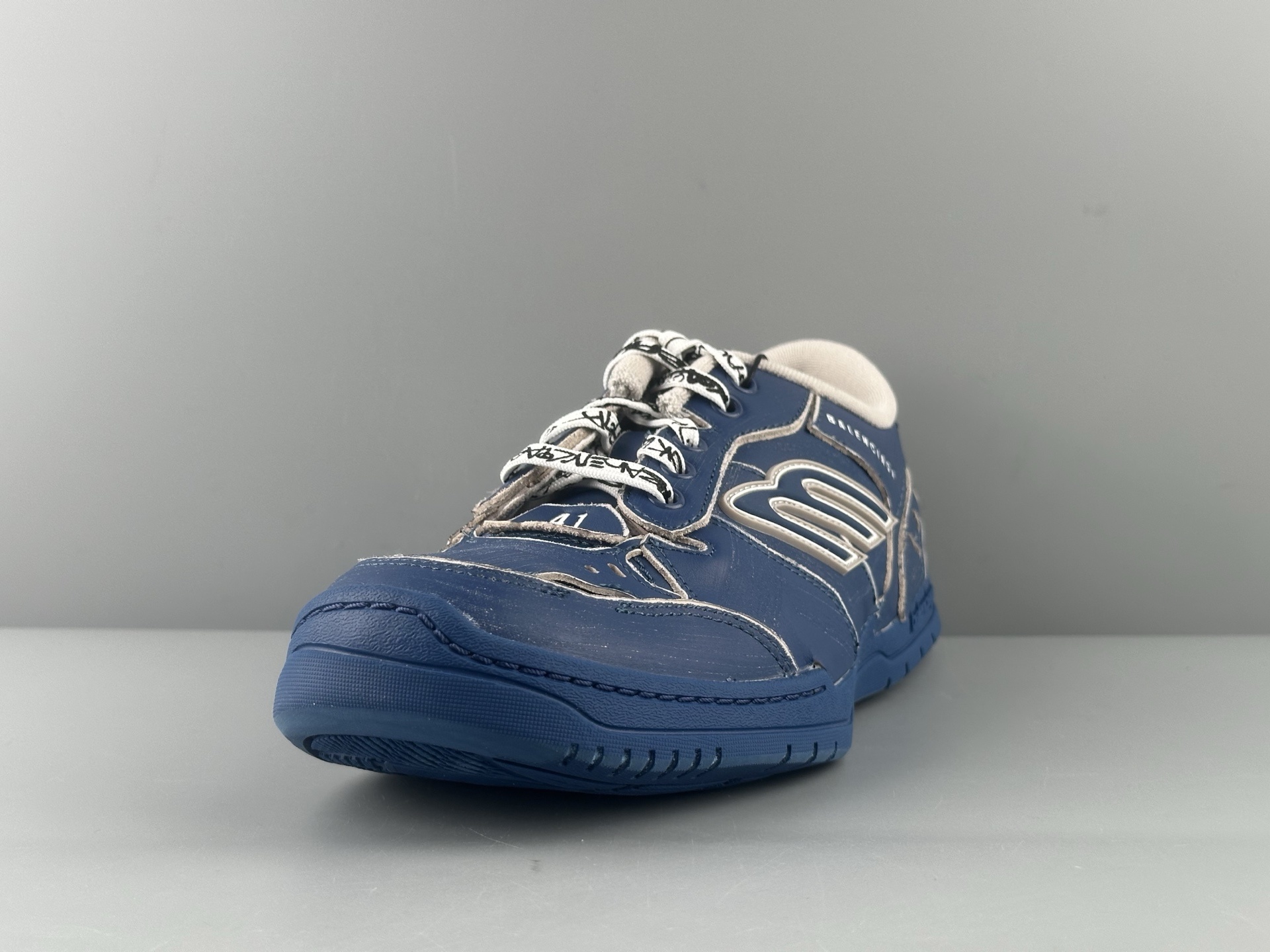 Reseller-Level Version, Superior to Ordinary Market Stock! Balenciaga HAMPTONS WORN-OUT Sneakers β Paris Fashion House - Image 14