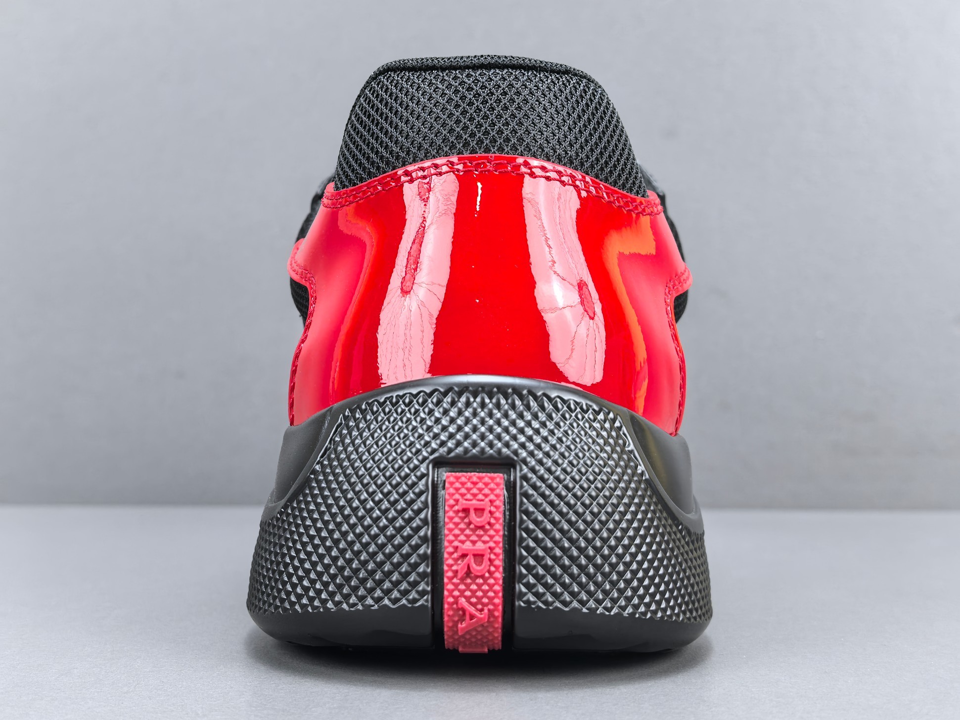 PRADA America’s Cup Sneakers Style: Round-toe, lace-up, low-top sports sneakers Premium original version with high-end craftsmanship - Image 2