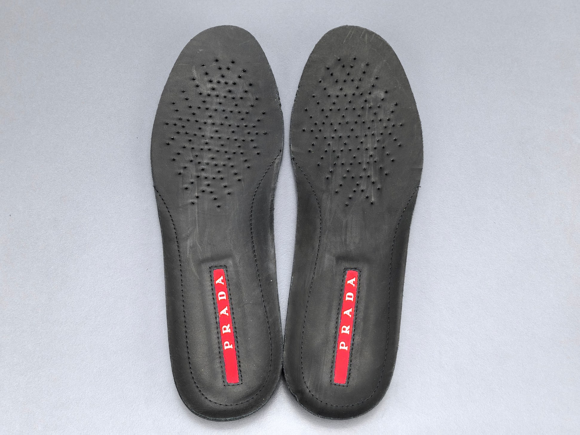 PRADA America’s Cup Sneakers Style: Round-toe, lace-up, low-top sports sneakers Premium original version with high-end craftsmanship - Image 8