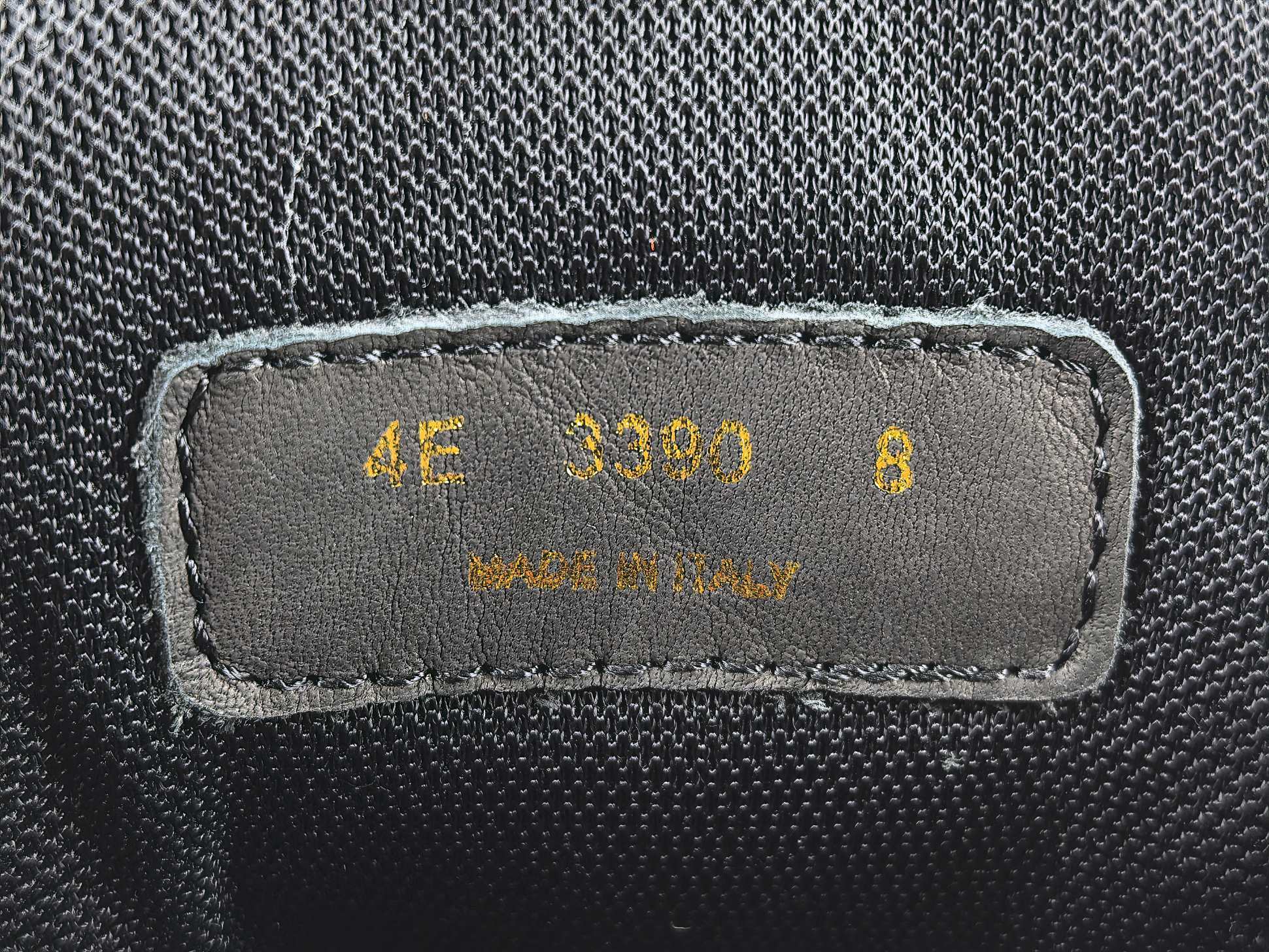 PRADA America’s Cup Sneakers Style: Round-toe, lace-up, low-top sports sneakers Premium original version with high-end craftsmanship - Image 15