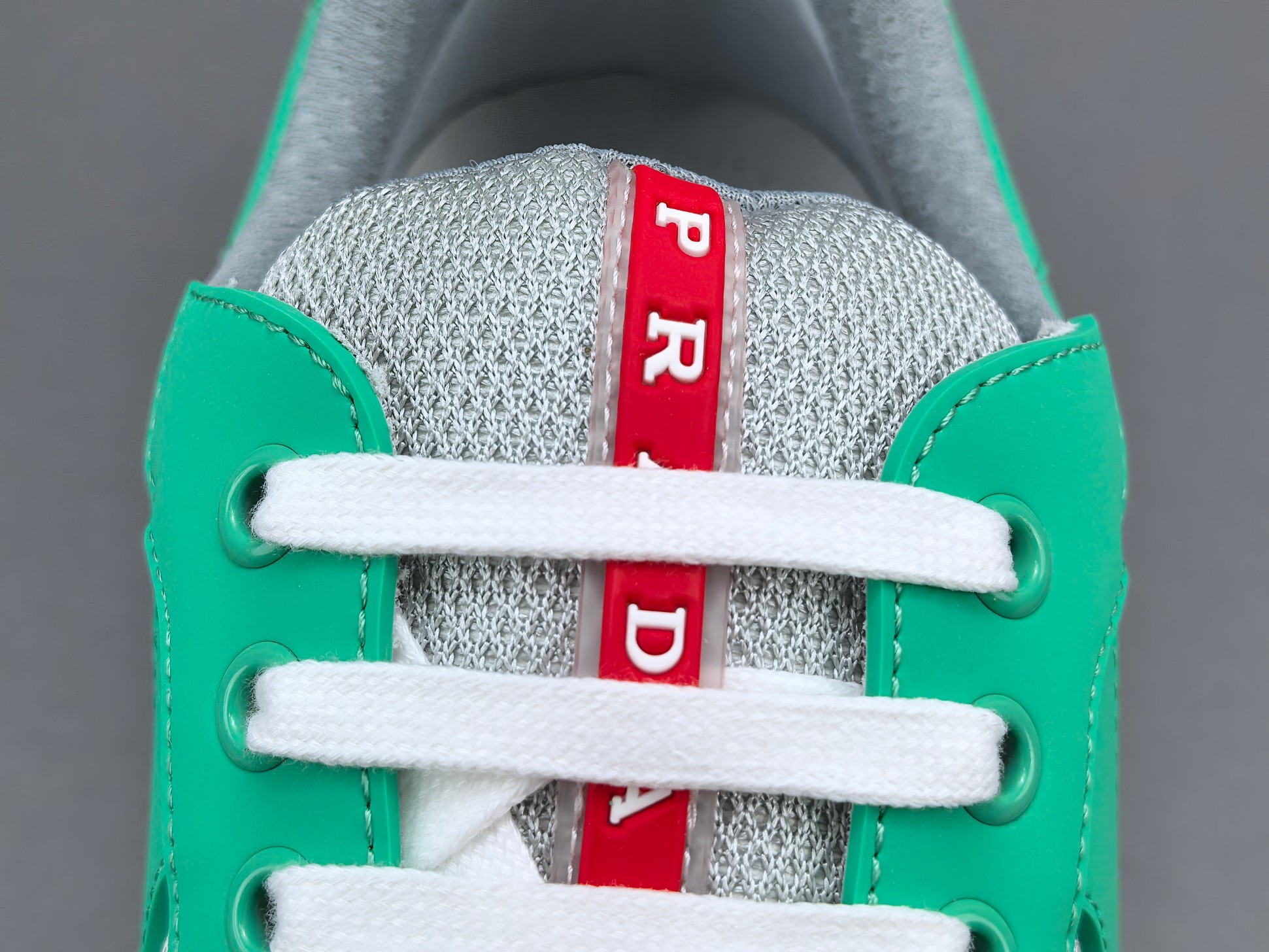 PRADA America’s Cup Sneakers Style: Round-toe, lace-up, low-top sports sneakers High-end original version Upper: Imported Flyknit fabric combined with patent leather - Image 8