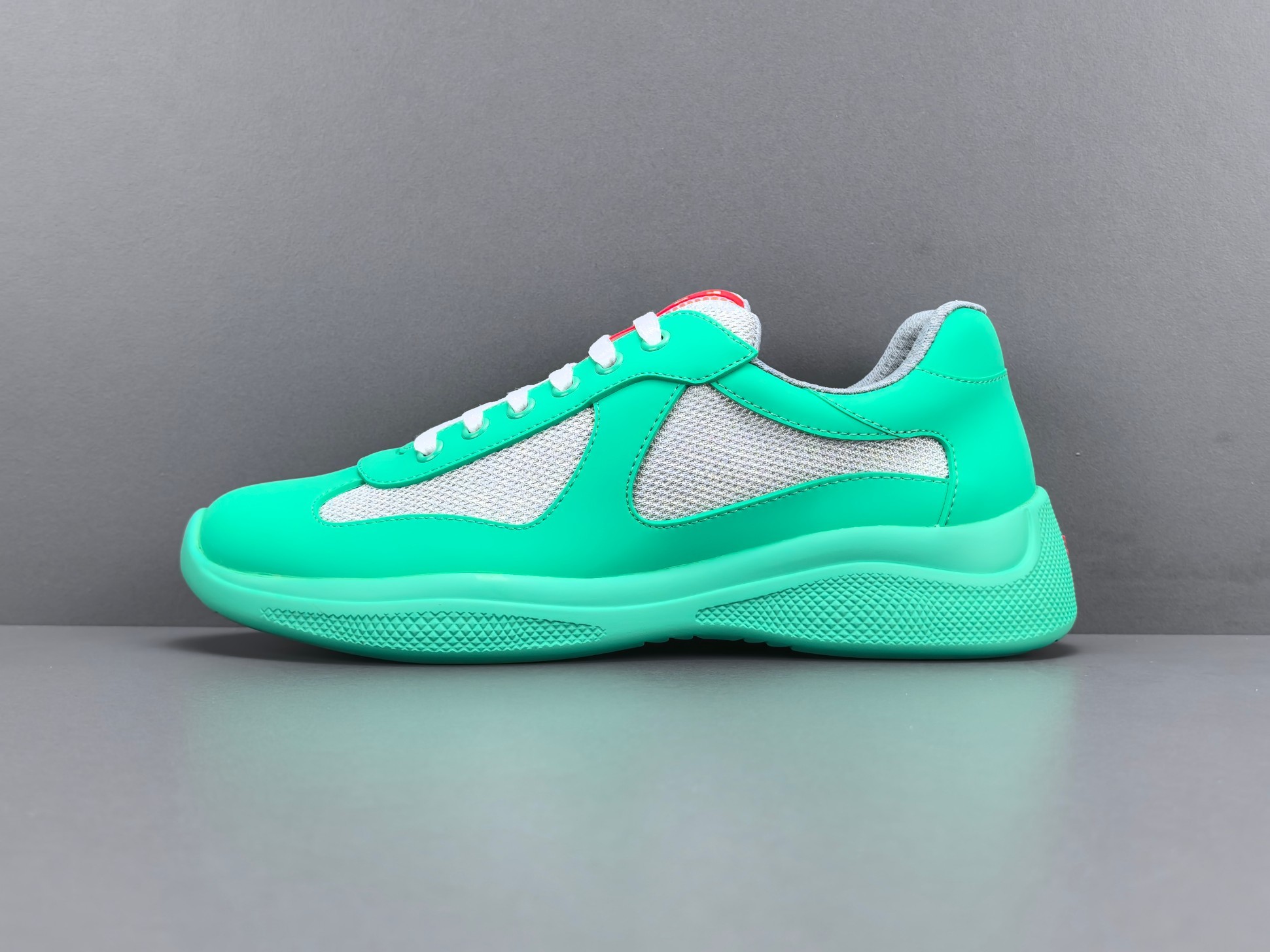 PRADA America’s Cup Sneakers Style: Round-toe, lace-up, low-top sports sneakers High-end original version Upper: Imported Flyknit fabric combined with patent leather - Image 11