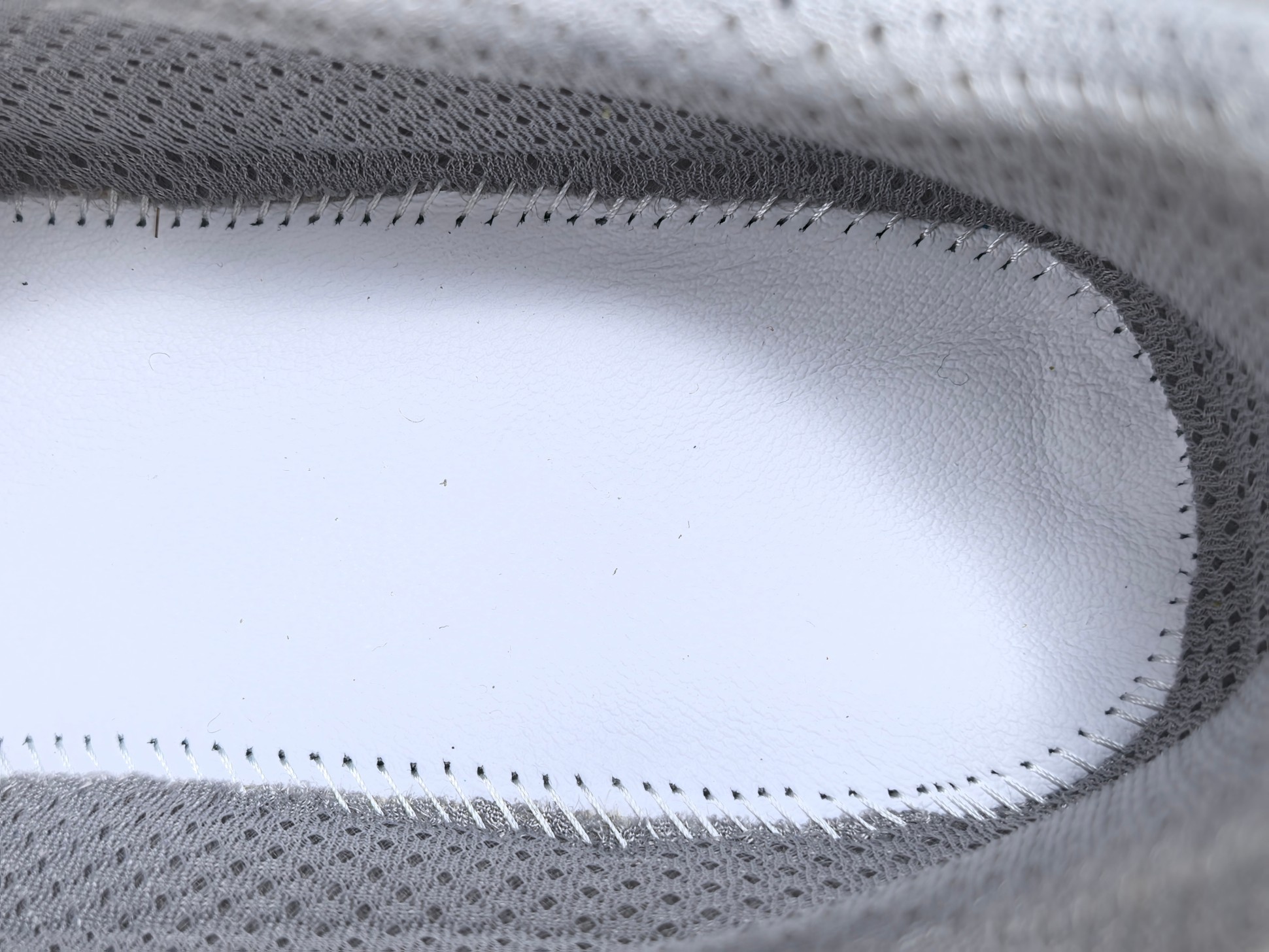 PRADA America’s Cup Sneakers Round-toe, lace-up, low-top sports sneakers - Image 6