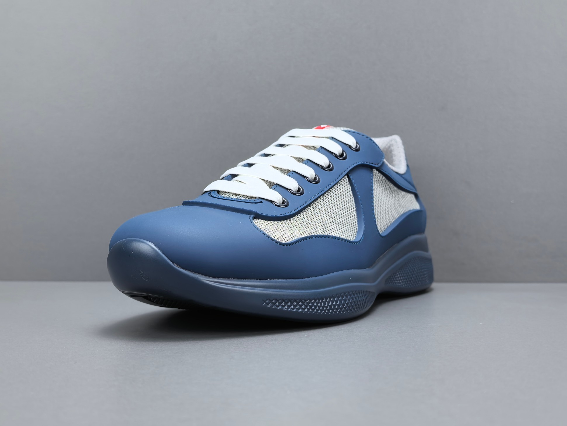 PRADA America’s Cup Sneakers Round-toe, lace-up, low-top sports sneakers - Image 10