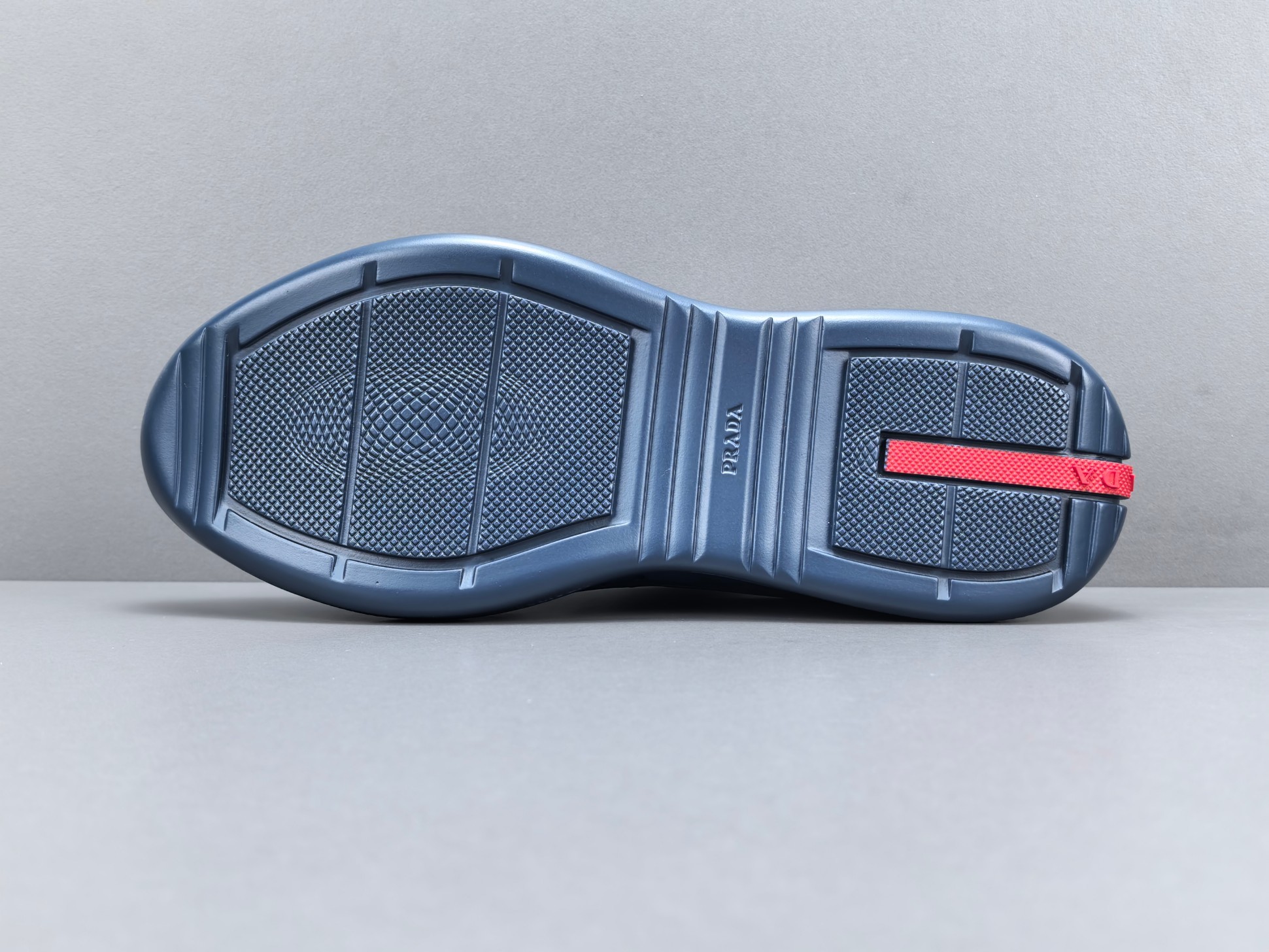 PRADA America’s Cup Sneakers Round-toe, lace-up, low-top sports sneakers - Image 12