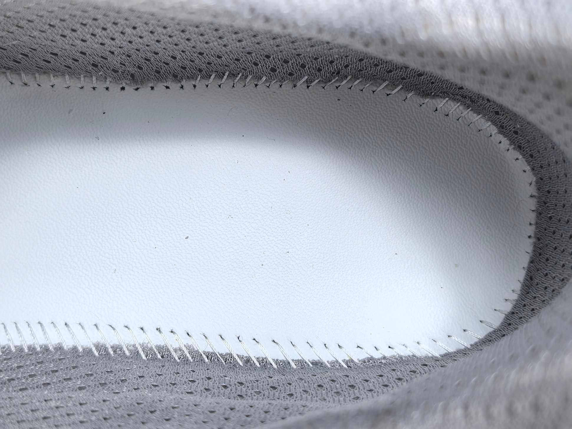 PRADA America’s Cup Sneakers Round-toe, lace-up, low-top sports sneakers - Image 5