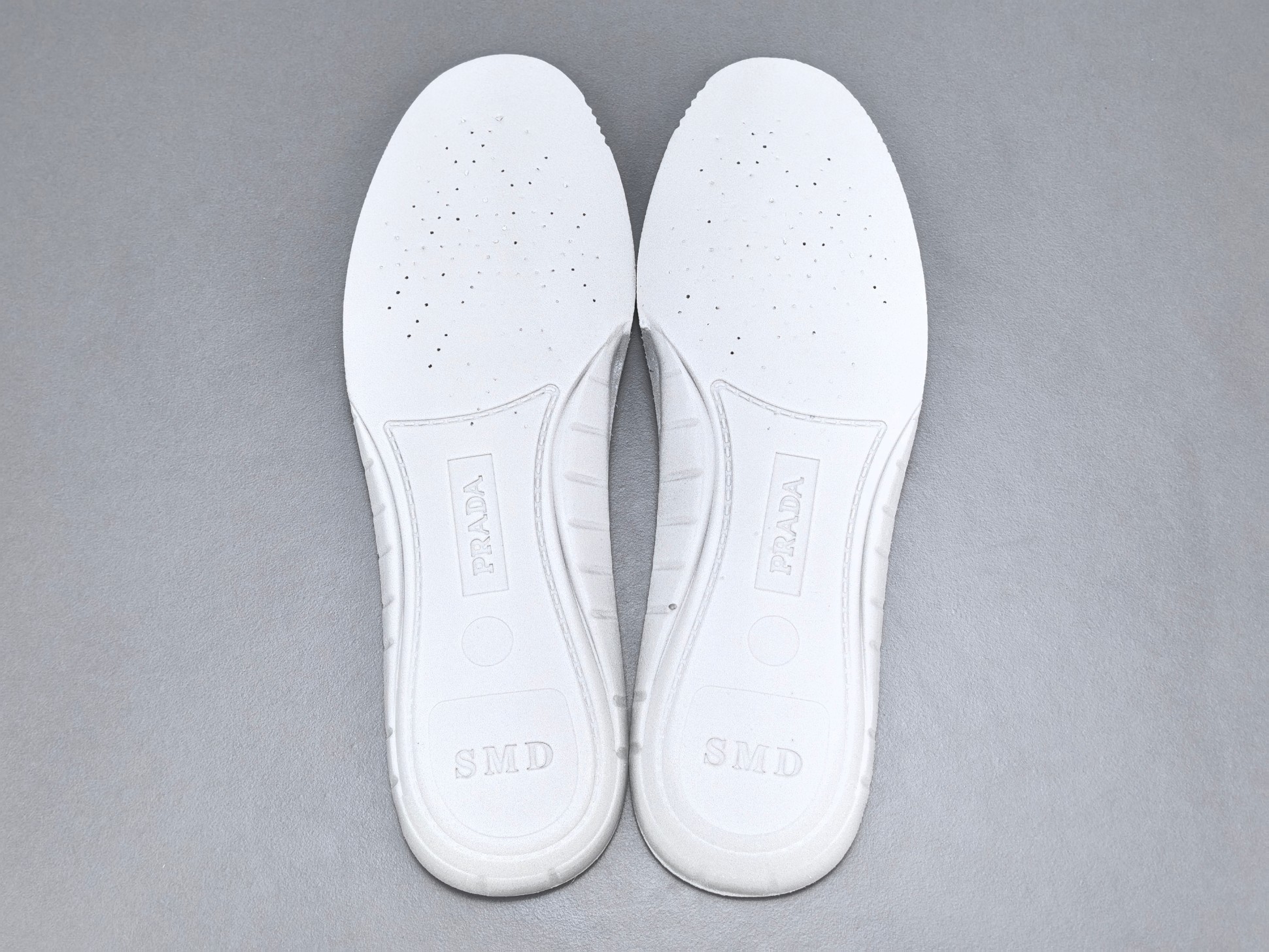 PRADA America’s Cup Sneakers Round-toe, lace-up, low-top sports sneakers - Image 6