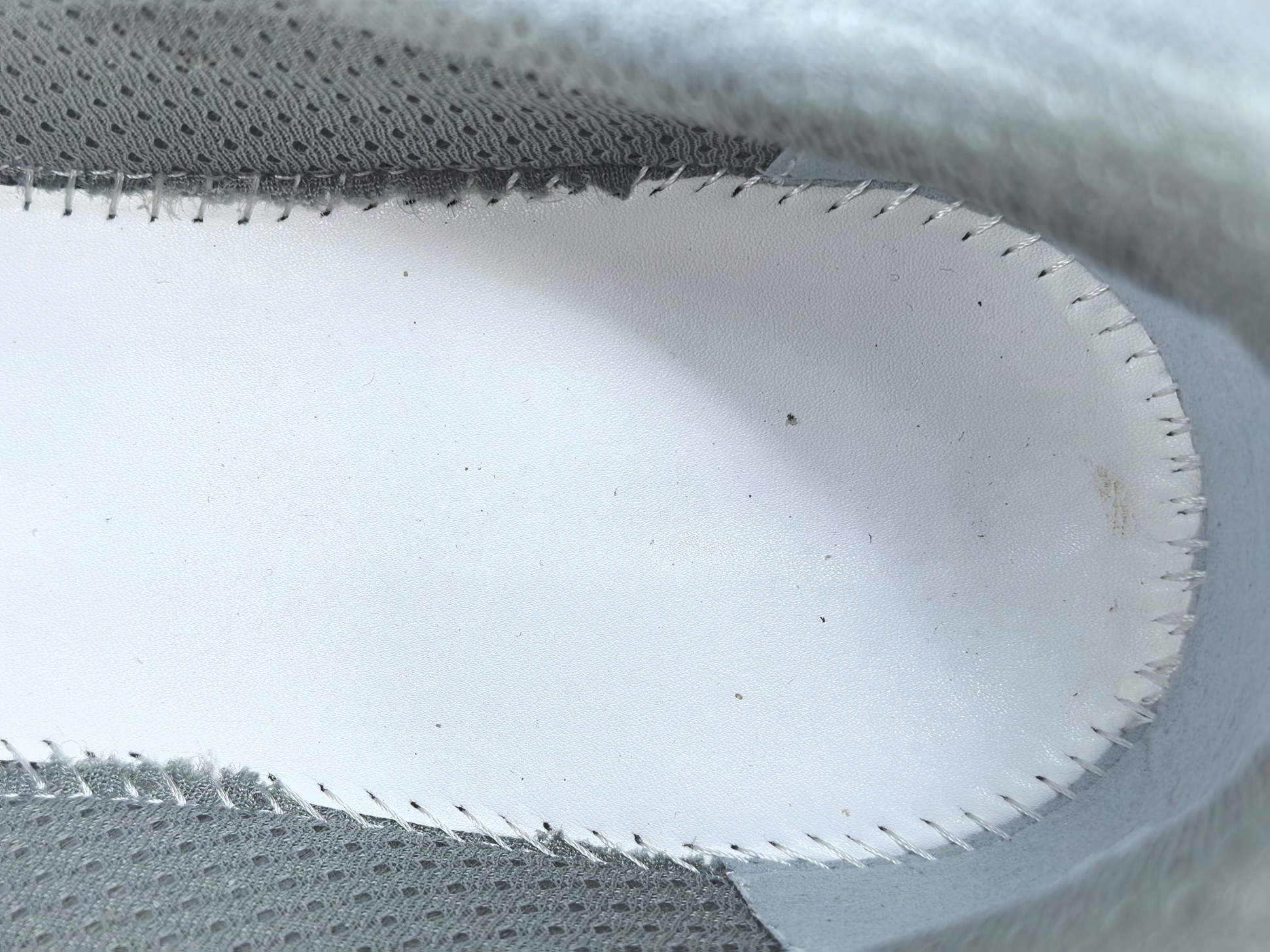 PRADA America’s Cup Sneakers Round-toe, lace-up, low-top sports sneakers - Image 2