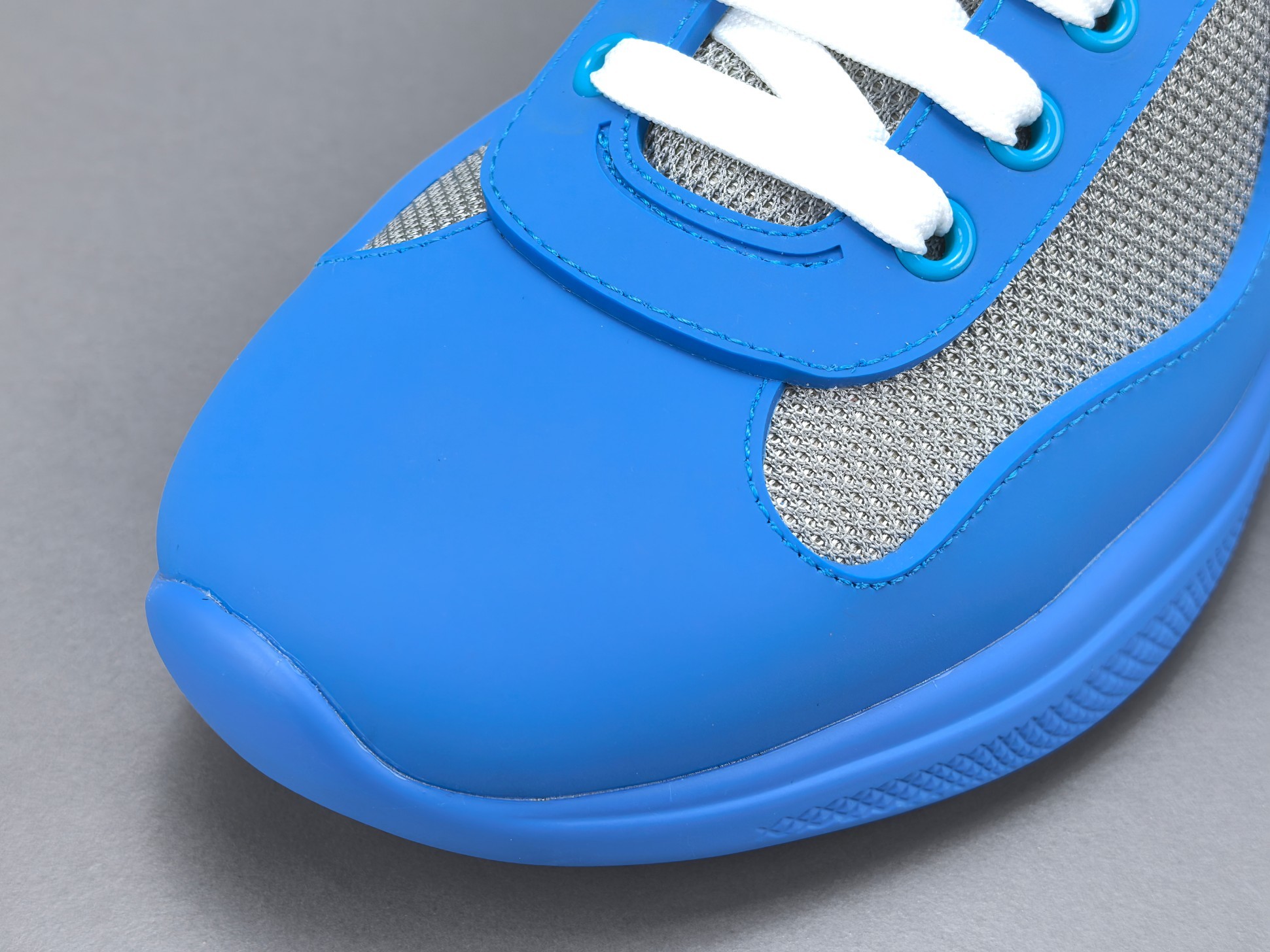 PRADA America’s Cup Sneakers Round-toe, lace-up, low-top sports sneakers - Image 6