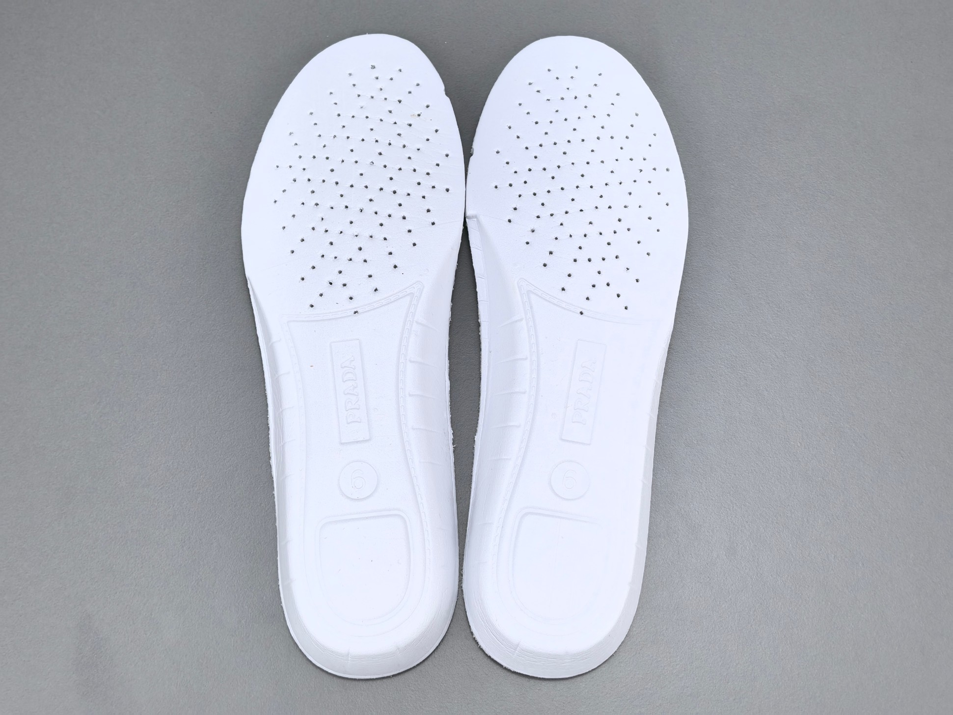 PRADA America’s Cup Sneakers Round-toe, lace-up, low-top sports sneakers - Image 6