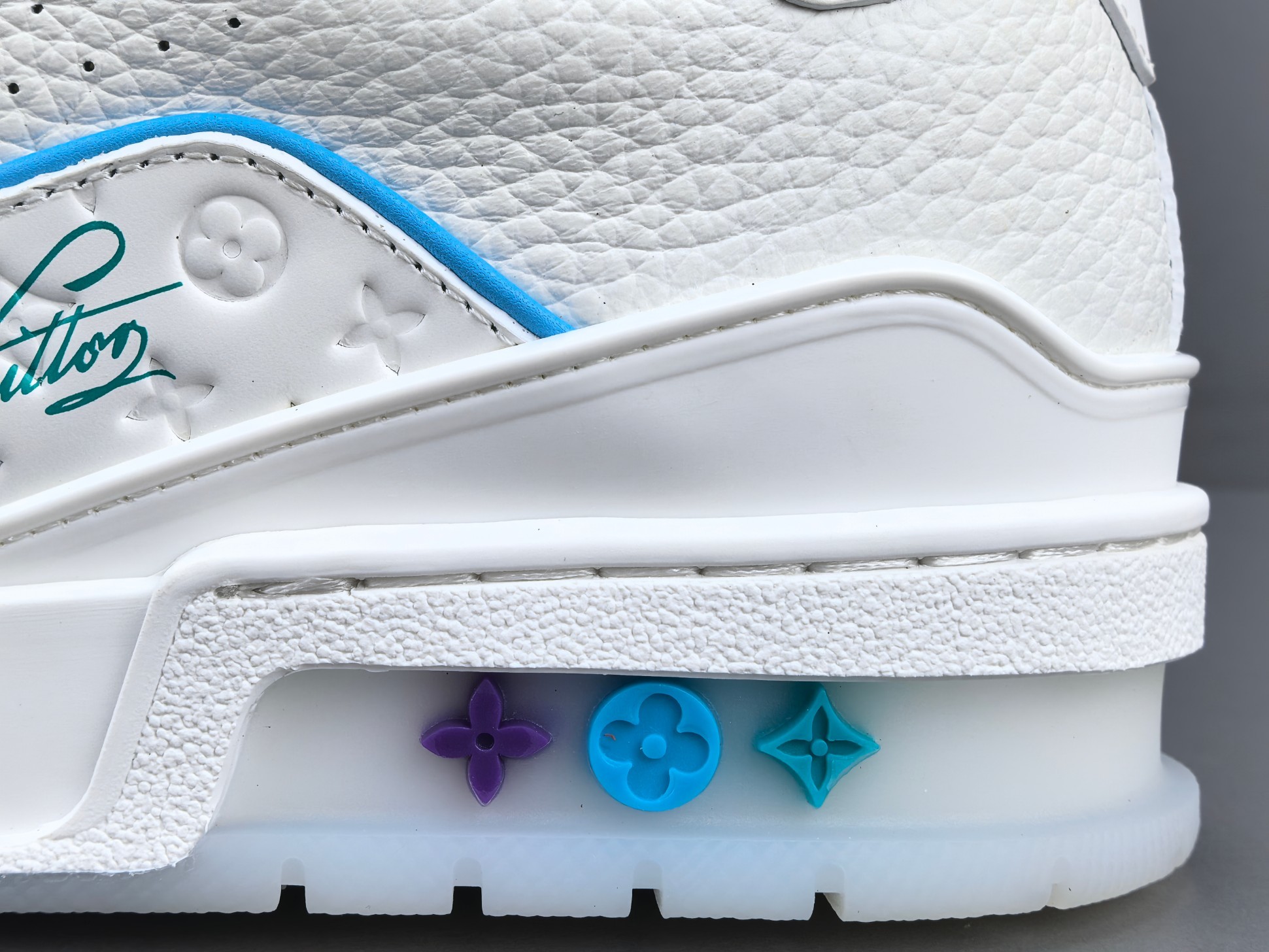 LV Trainer 2025 Cruise 🛳️ Limited Edition Designed by Virgil Abloh, this exclusive edition draws inspiration from vintage basketball sneakers, reinterpreting them through Louis Vuitton’s signature luxury craftsmanship. - Image 6