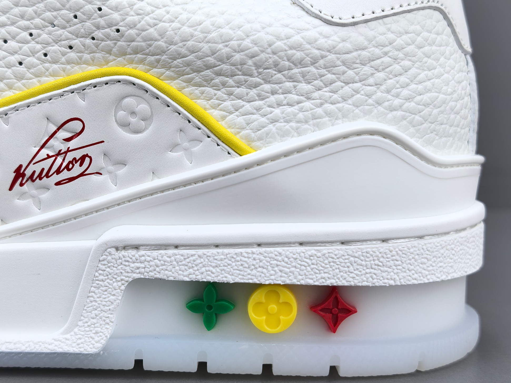 LV Trainer 2025 Cruise 🛳️ Limited Edition Designed by Virgil Abloh, this limited-edition LV Trainer takes inspiration from vintage basketball sneakers, merging classic sport style with Louis Vuitton’s signature luxury craftsmanship. - Image 4