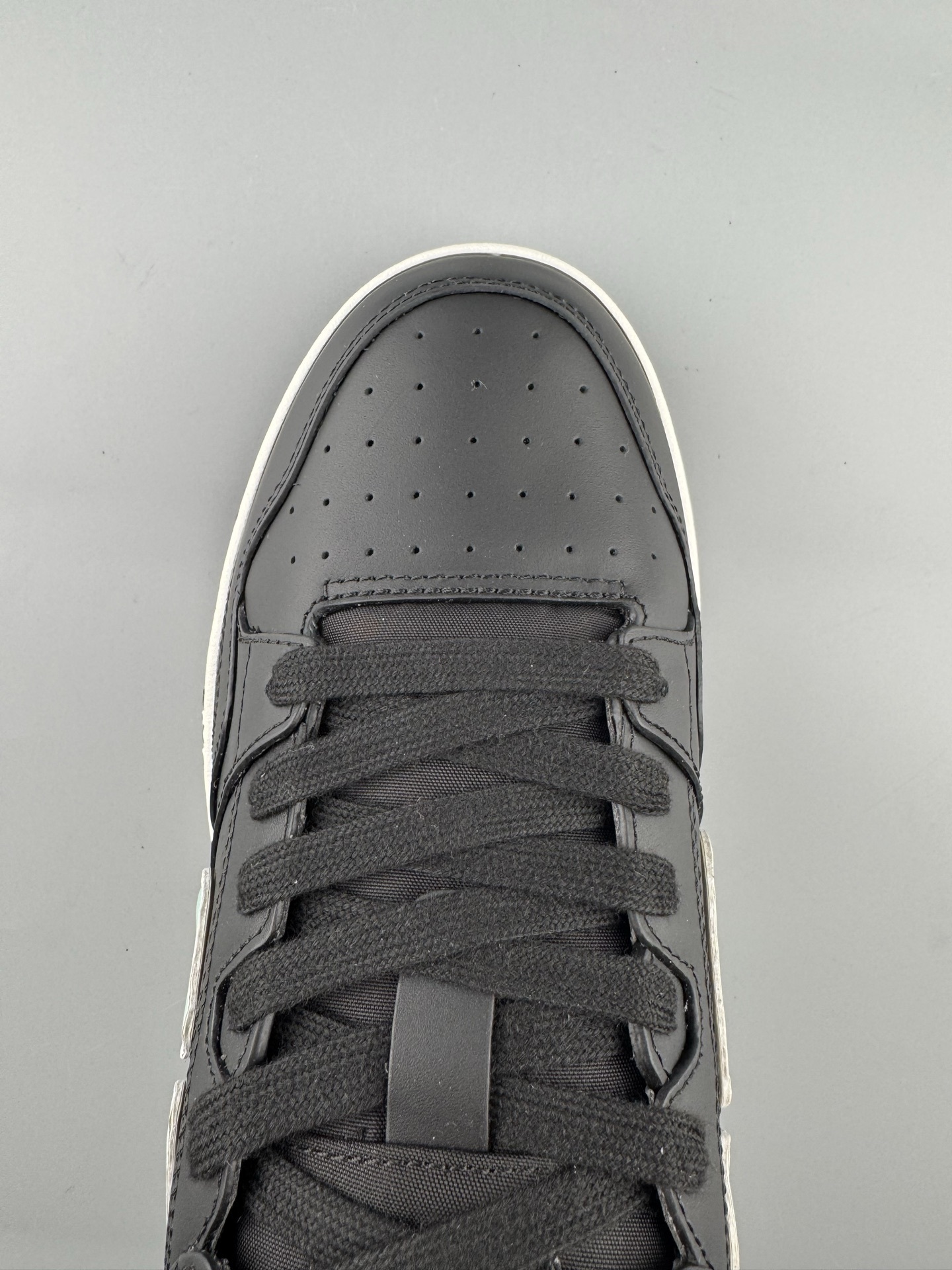 Stone Island x DIOR AND KAWS B57 Dribble Low-Top Sneaker β Limited Edition (Jay Chou Celebrity Model) - Image 3