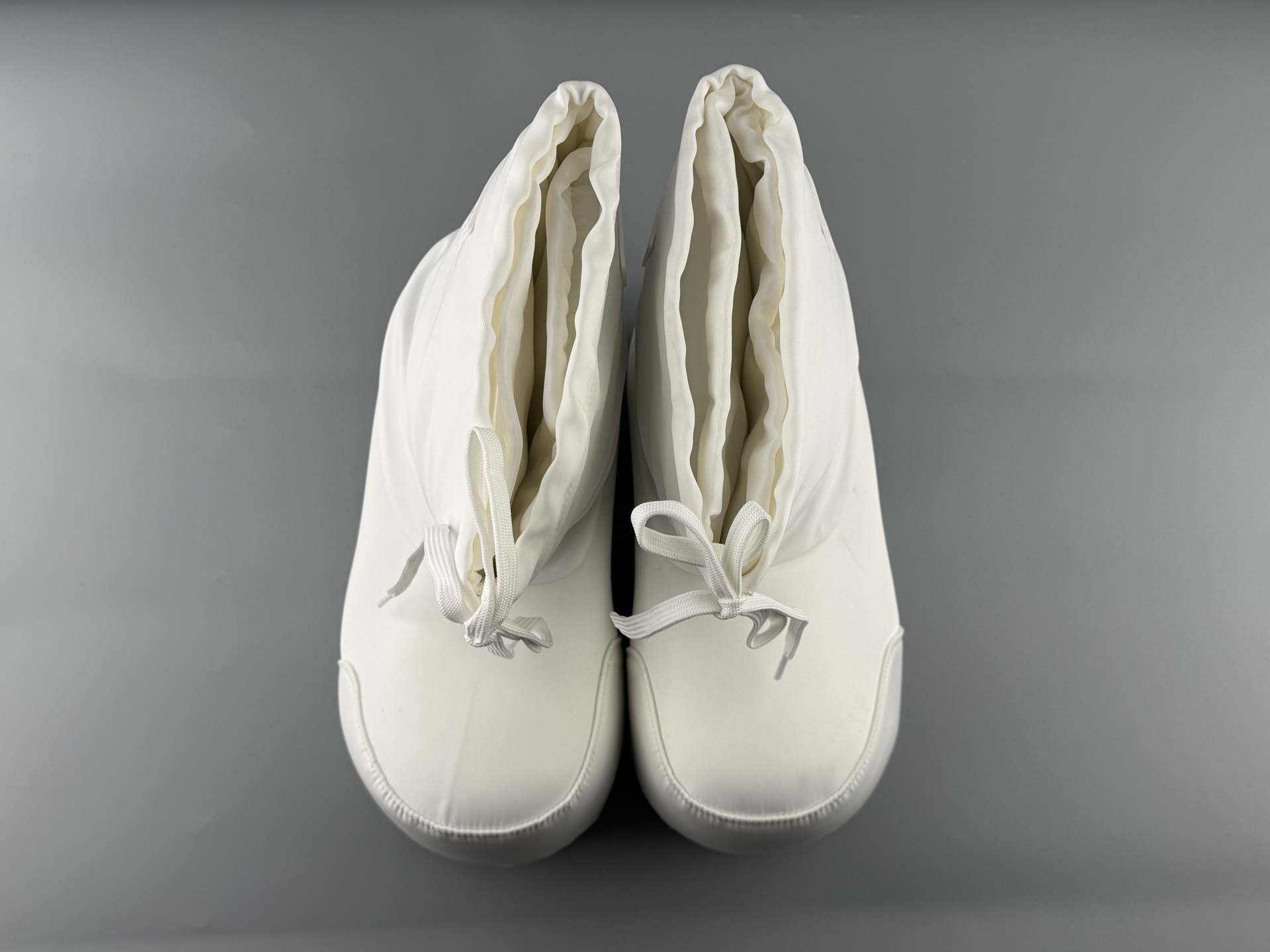 Balenciaga Alaska FW24 SKIWEAR Collection β Fleece-Lined Short Boots. Warm, versatile, and comfortable winter design from the Balenciaga SKIWEAR line. - Image 6