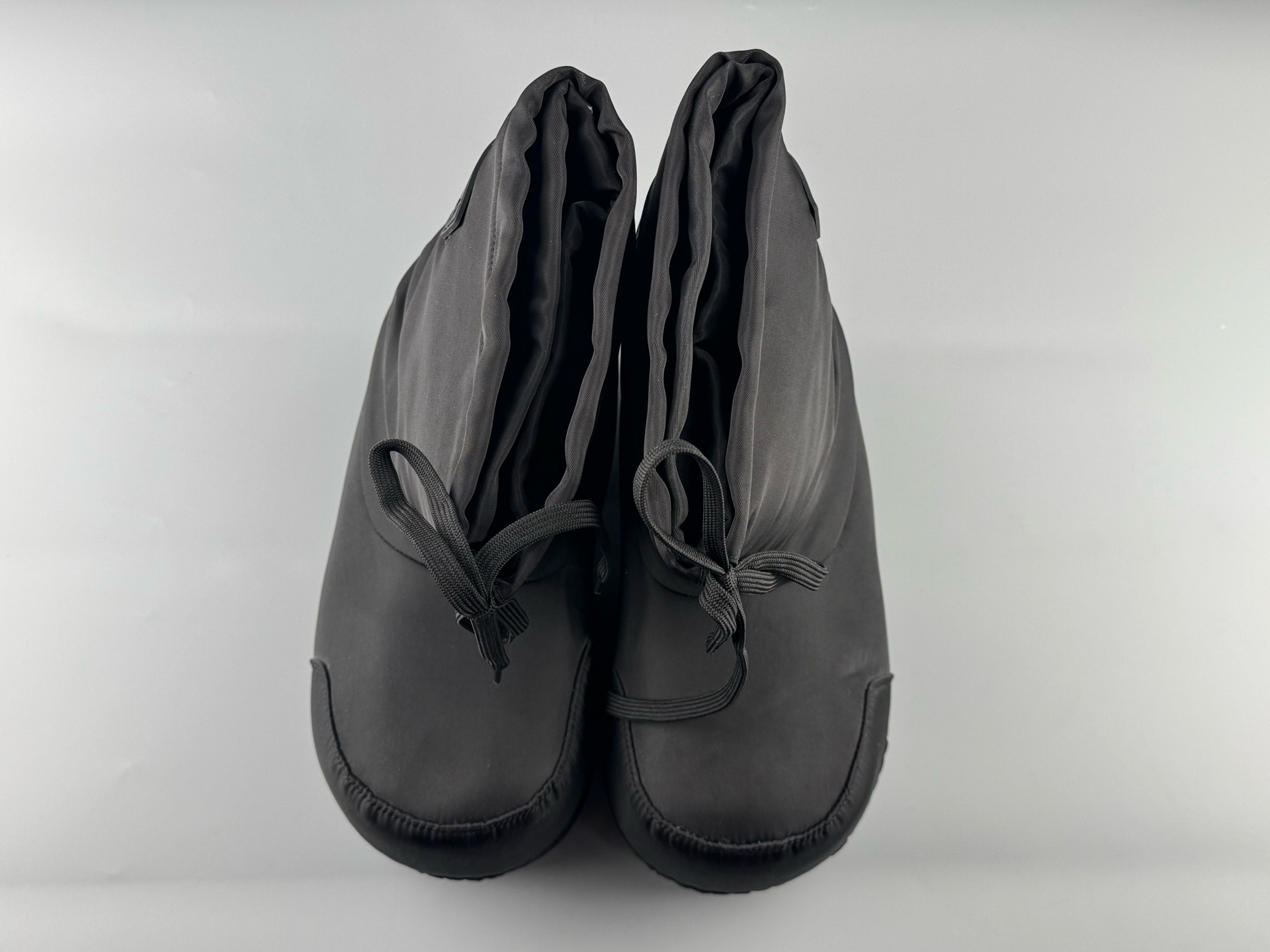 Balenciaga Alaska FW24 SKIWEAR Collection β Fleece-Lined Short Boots. Warm, versatile, and comfortable winter design from the Balenciaga SKIWEAR line. - Image 8