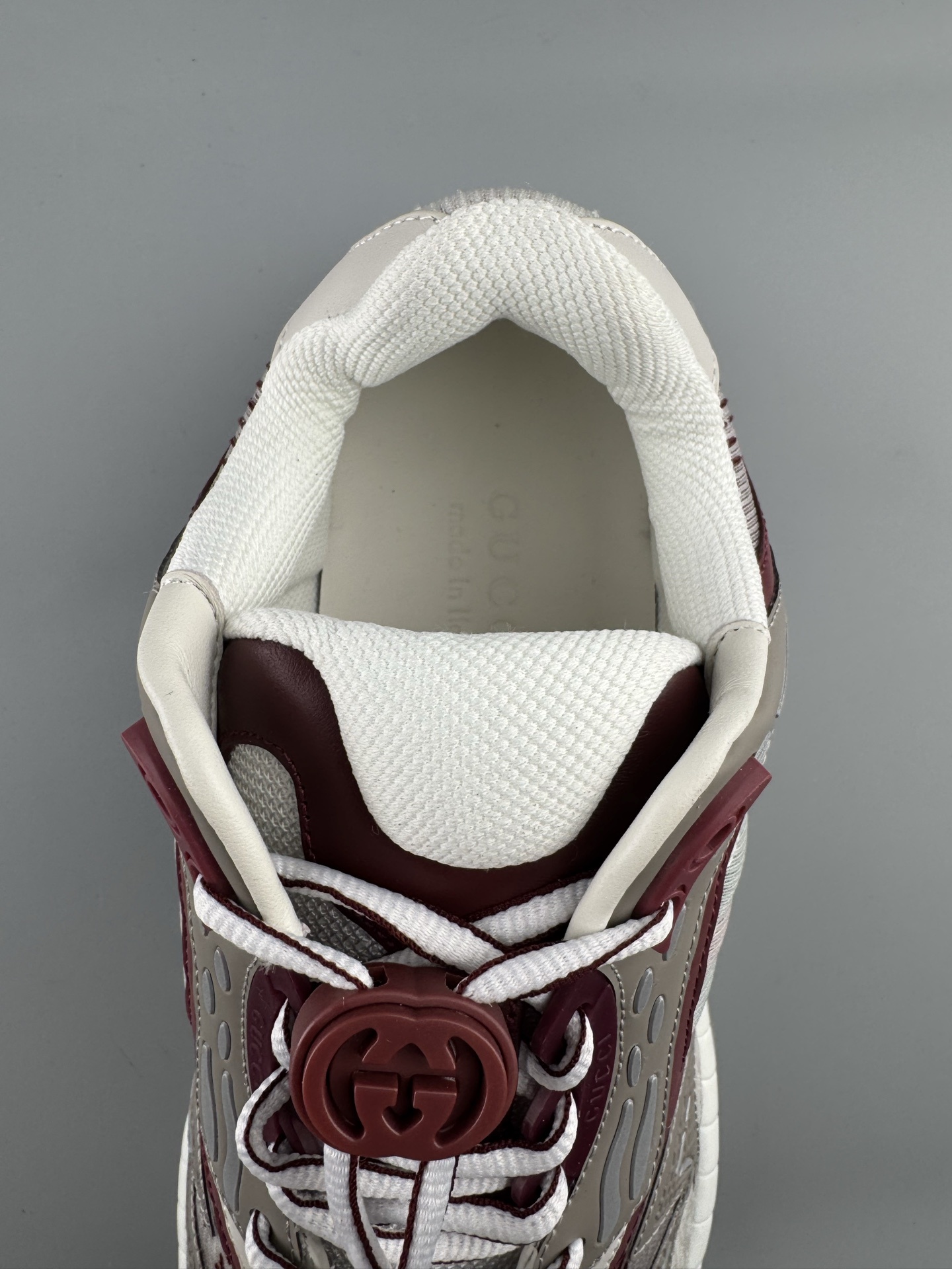GUCCI Leather Round-Toe Drawstring Low-Top Casual Sneakers (Unisex) Developed using original factory specifications, with all materials sourced from the same suppliers as the authentic manufacturing line for guaranteed premium quality. - Image 8