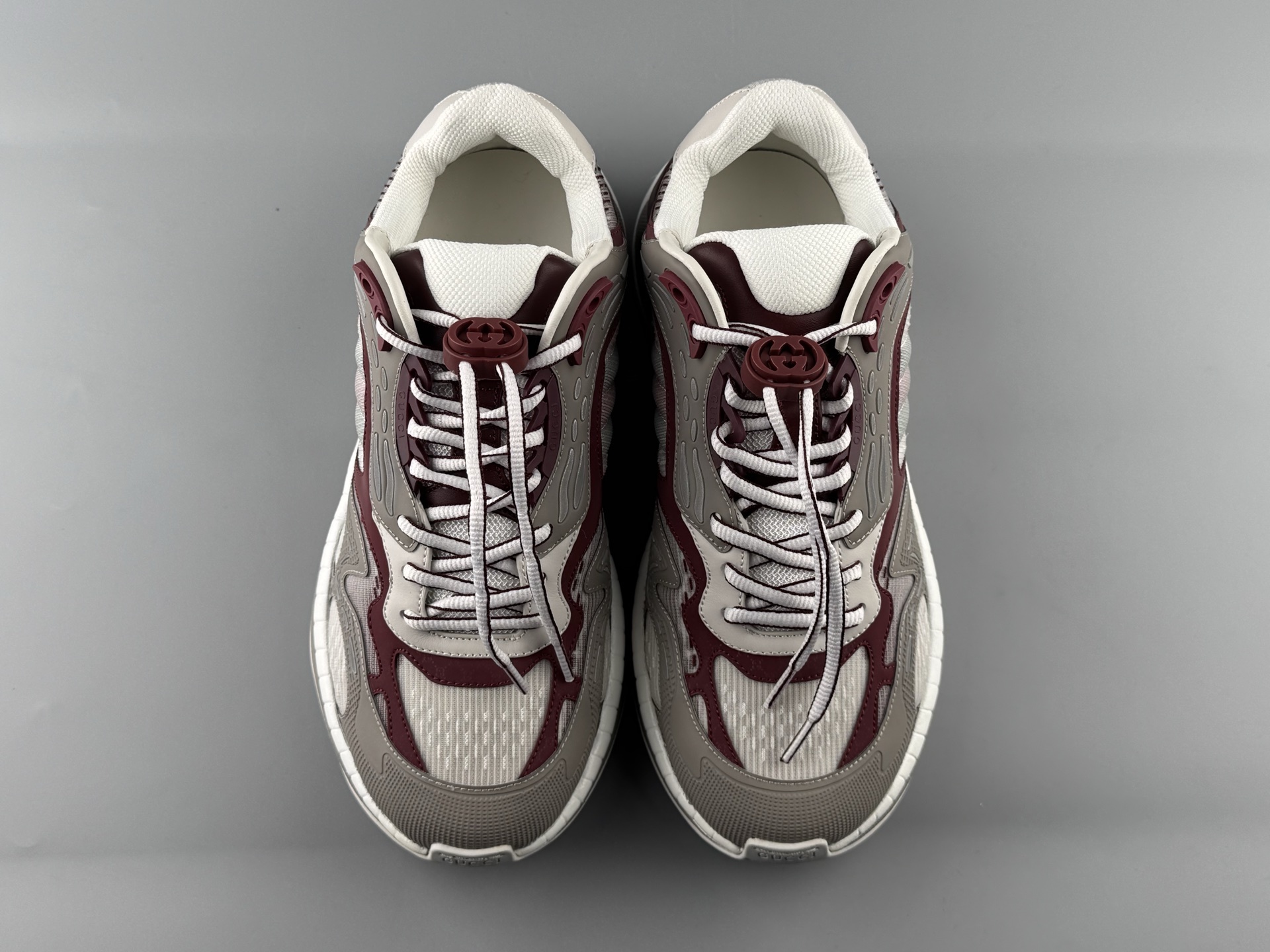 GUCCI Leather Round-Toe Drawstring Low-Top Casual Sneakers (Unisex) Developed using original factory specifications, with all materials sourced from the same suppliers as the authentic manufacturing line for guaranteed premium quality. - Image 18