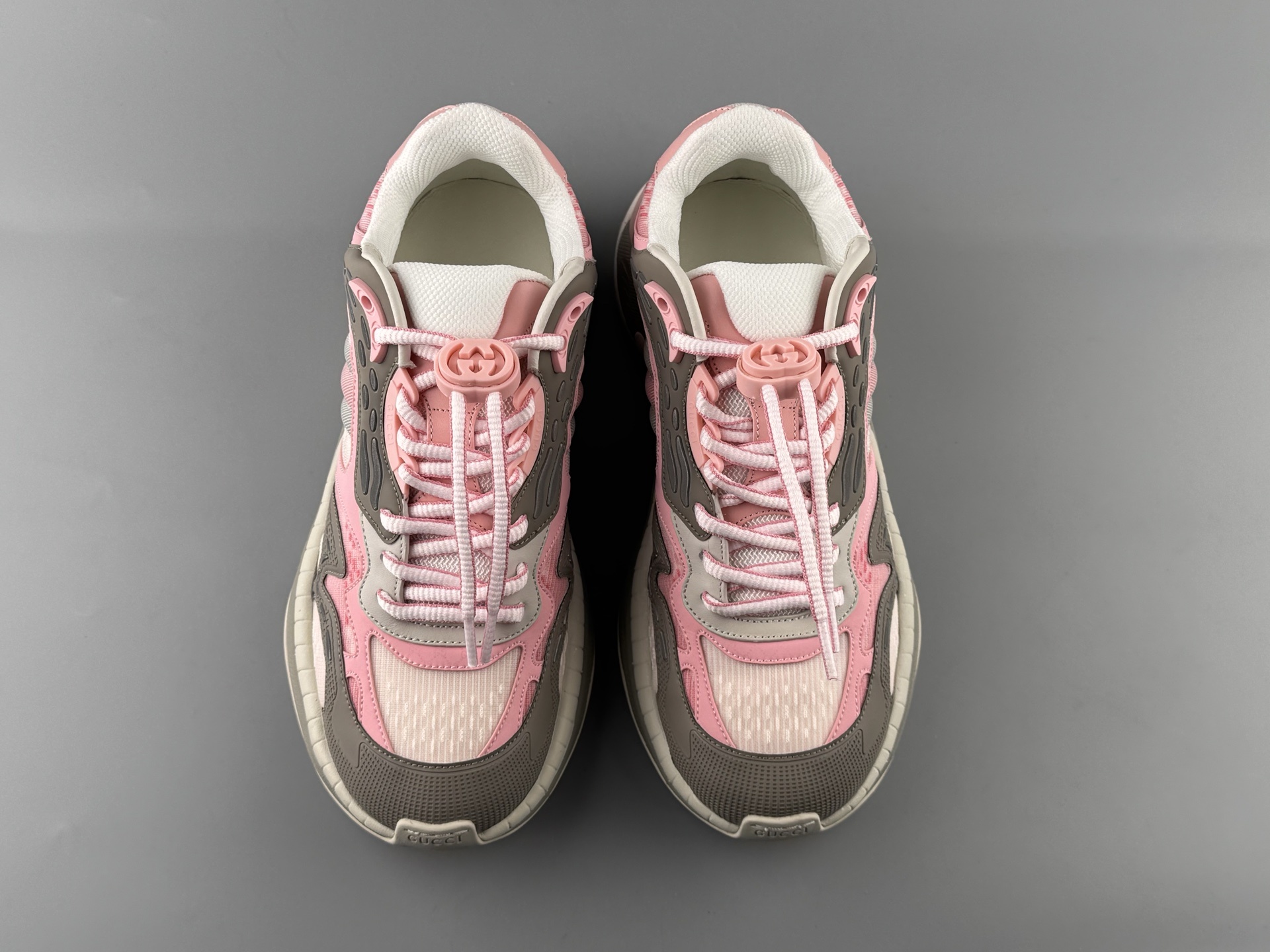 GUCCI Leather Round-Toe Drawstring Low-Top Casual Sneakers (Unisex) Developed using original factory specifications, with all materials sourced from the same suppliers as the authentic manufacturing line for guaranteed premium quality. - Image 13