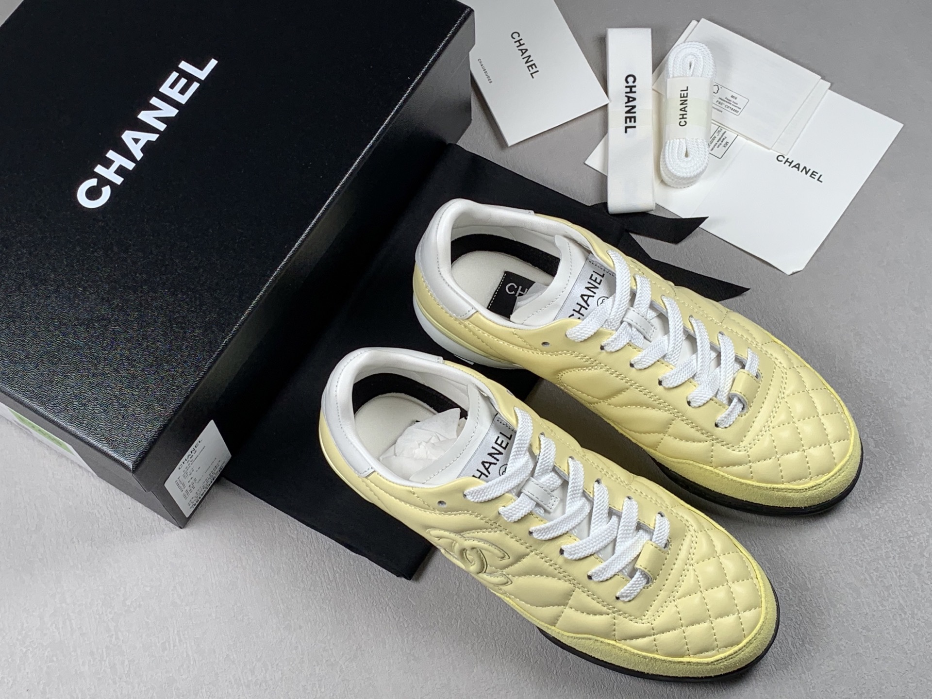 CHANEL 24A Low-Top Flat Lace-Up Sneakers – Quilted Design, All-Season Casual Style, Upgraded “Mini Chanel 3rd Gen” Sporty Look, Light Yellow Gender: Unisex Materials & Construction: Upper: Premium imported oiled wax calf leather paired with high-gloss imported suede Lining: Imported lambskin Outsole: Durable TPU combination sole - Image 3
