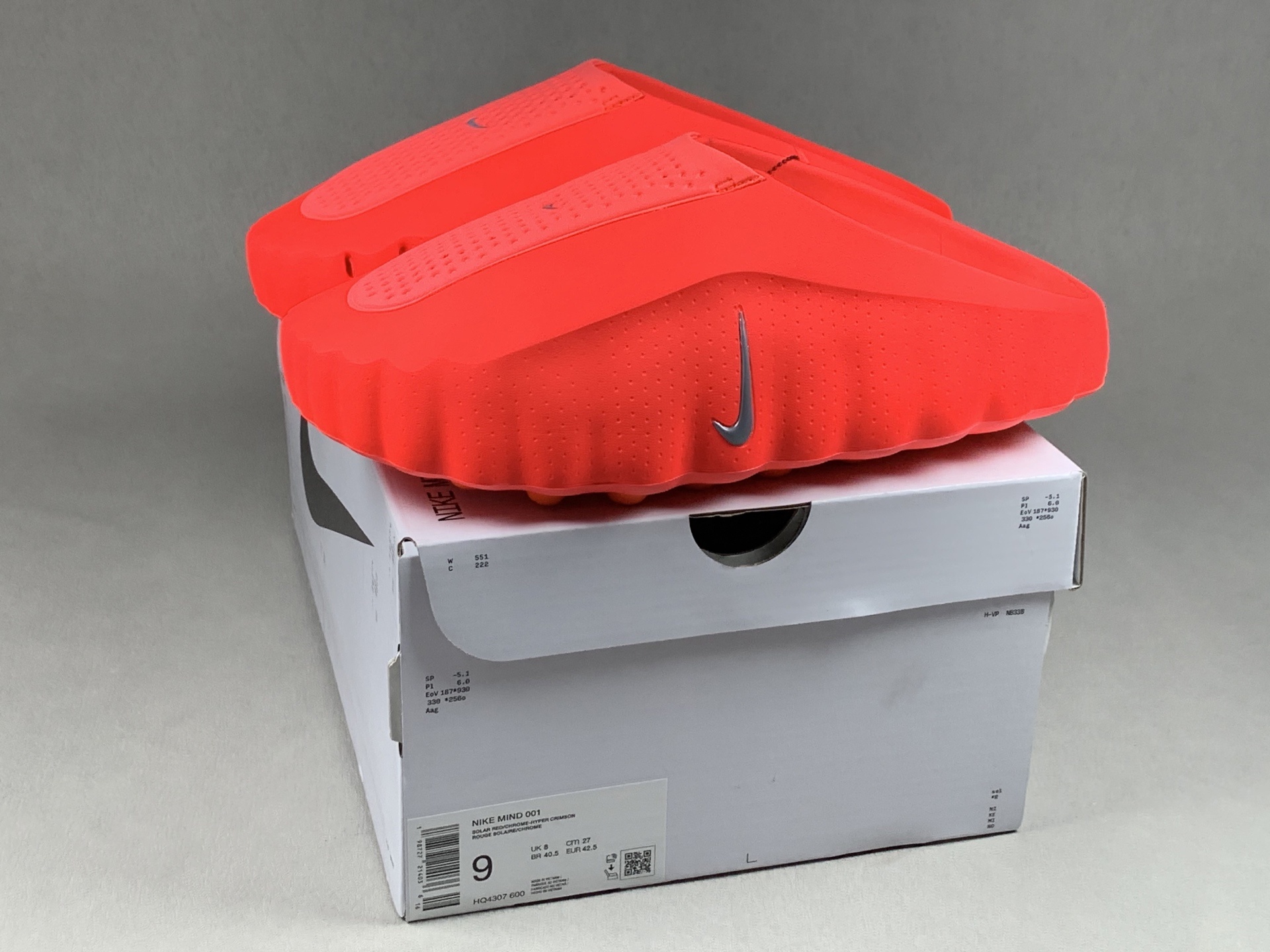 Nike Mind 001 Sail Red toe-post slide sandals with black-tech footbed, foot-massage sole, comfortable fit training shoes. Top-tier version with correct details 1:1 standard configuration combination sole MD soft midsole + gradient matte outsole - Image 3