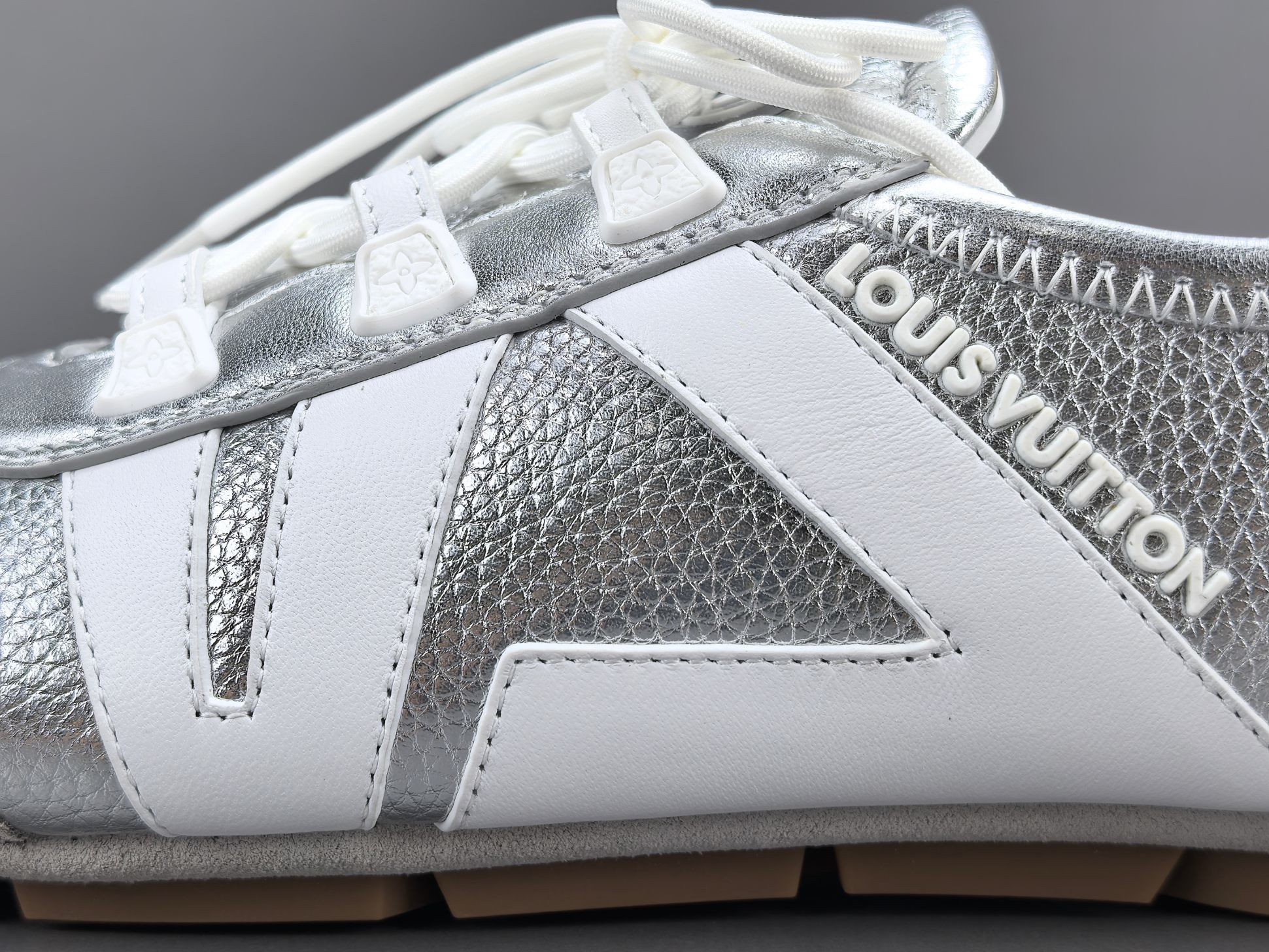 Louis Vuitton Sneakerina German trainer–style women’s sneakers made of cowhide leather, featuring a round toe, lace-up closure, ballet-inspired style, thin sole, and low-top design. Suitable for everyday casual wear. - Image 9
