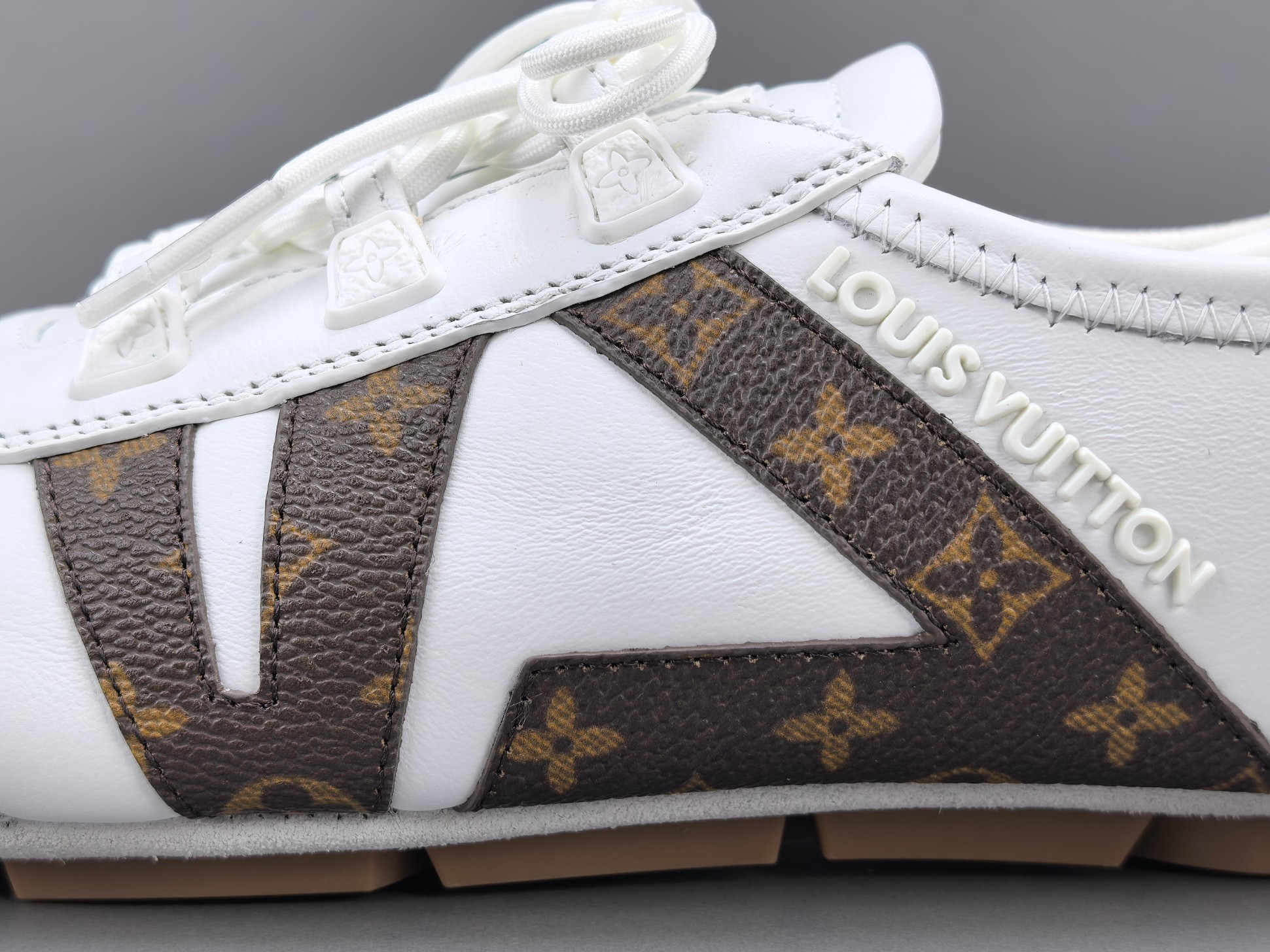 Louis Vuitton Sneakerina German trainer–style women’s casual sneakers made from cowhide leather, featuring a round toe, lace-up closure, ballet-inspired style, thin sole, and low-top design. Suitable for everyday lifestyle and casual wear. Sizes: 35, 36, 37, 38, 39, 40 (Women’s shoes). - Image 8