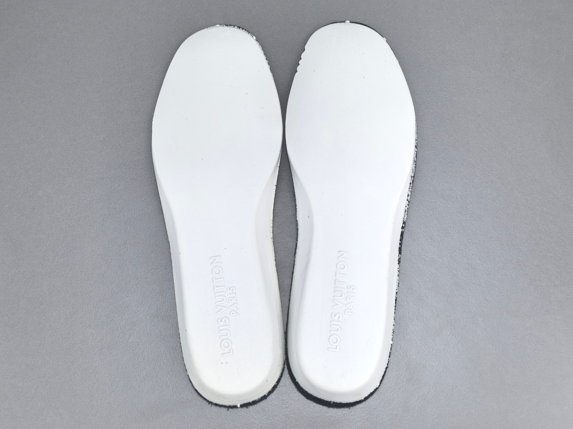 Louis Vuitton Sneakerina German trainer–style women’s casual sneakers made from cowhide leather, featuring a round toe, lace-up closure, ballet-inspired design, thin sole, and low-top silhouette. Designed for everyday lifestyle and casual wear. Sizes: 35, 36, 37, 38, 39, 40 (Women’s). - Image 6