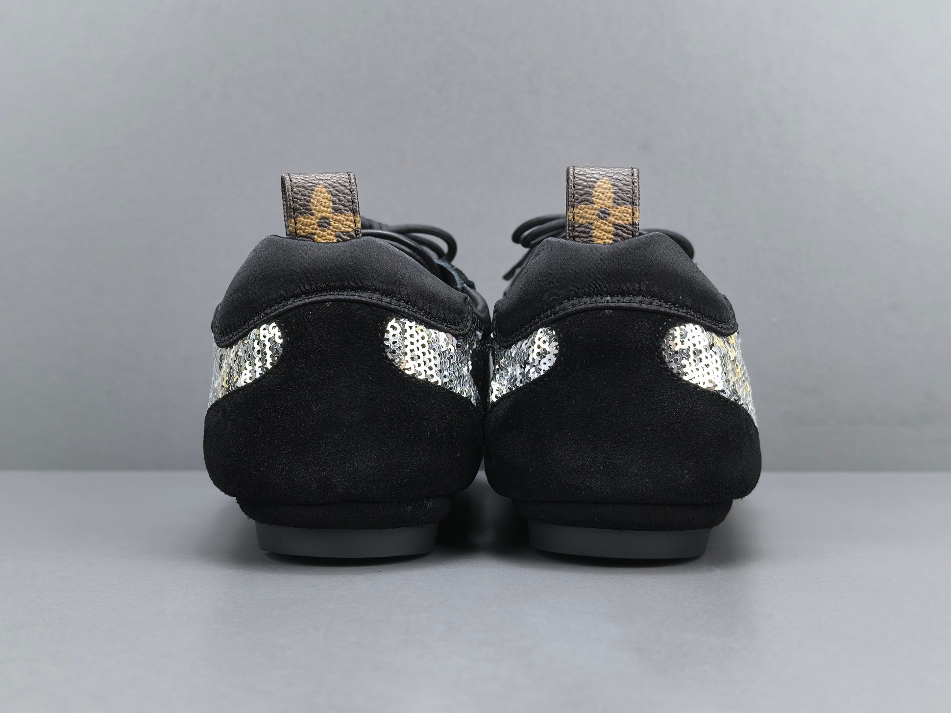 Louis Vuitton Sneakerina German trainer–style women’s casual sneakers made from cowhide leather, featuring a round toe, lace-up closure, ballet-inspired design, thin sole, and low-top silhouette. Designed for everyday lifestyle and casual wear. Sizes: 35, 36, 37, 38, 39, 40 (Women’s). - Image 13