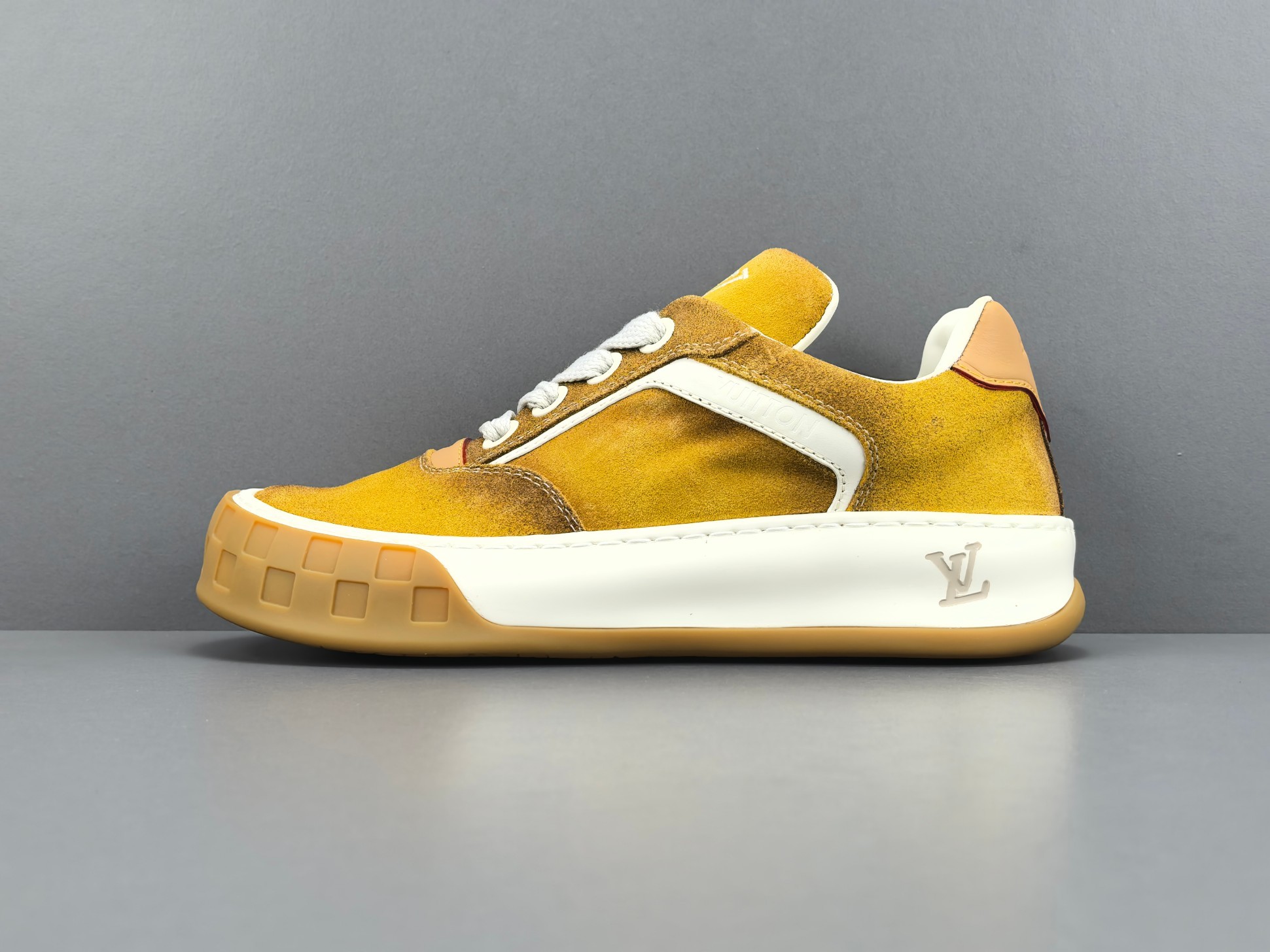 Louis Vuitton Tilted Men’s low-top skate-style sneakers made from suede calf leather, featuring a round toe and lace-up closure. Sizes: 39, 40, 41, 42, 43, 44, 45, 46 (Men’s)