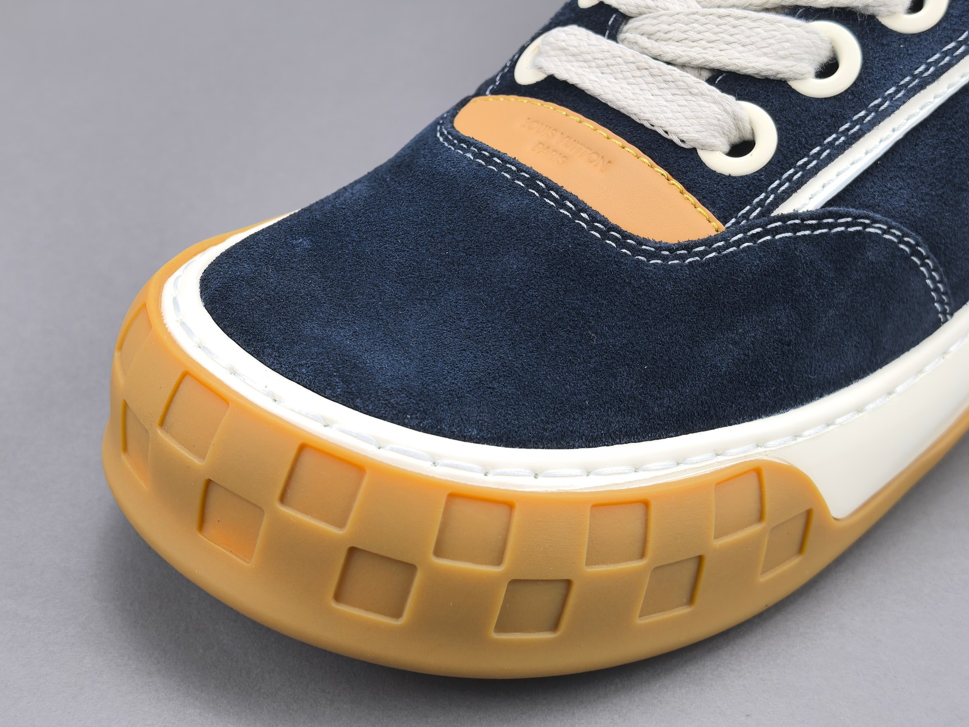 Louis Vuitton Tilted Men’s low-top skate-style sneakers made of suede calf leather, featuring a round toe and lace-up closure. Sizes: 39, 40, 41, 42, 43, 44, 45, 46 (Men’s) - Image 2