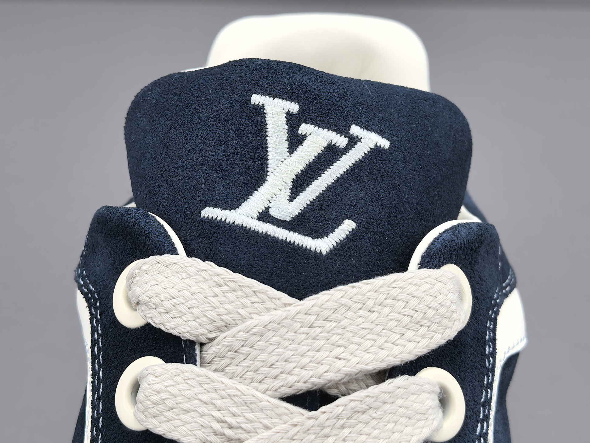 Louis Vuitton Tilted Men’s low-top skate-style sneakers made of suede calf leather, featuring a round toe and lace-up closure. Sizes: 39, 40, 41, 42, 43, 44, 45, 46 (Men’s) - Image 4