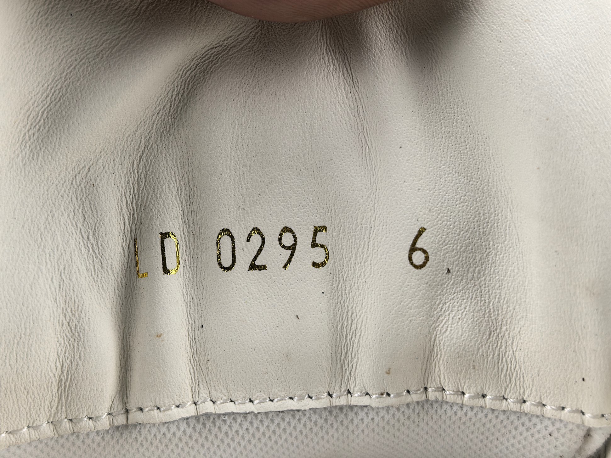 Louis Vuitton Tilted Men’s low-top skate sneakers made of suede calf leather, featuring a round toe and lace-up closure. Sizes: 39, 40, 41, 42, 43, 44, 45, 46 (Men’s) - Image 15