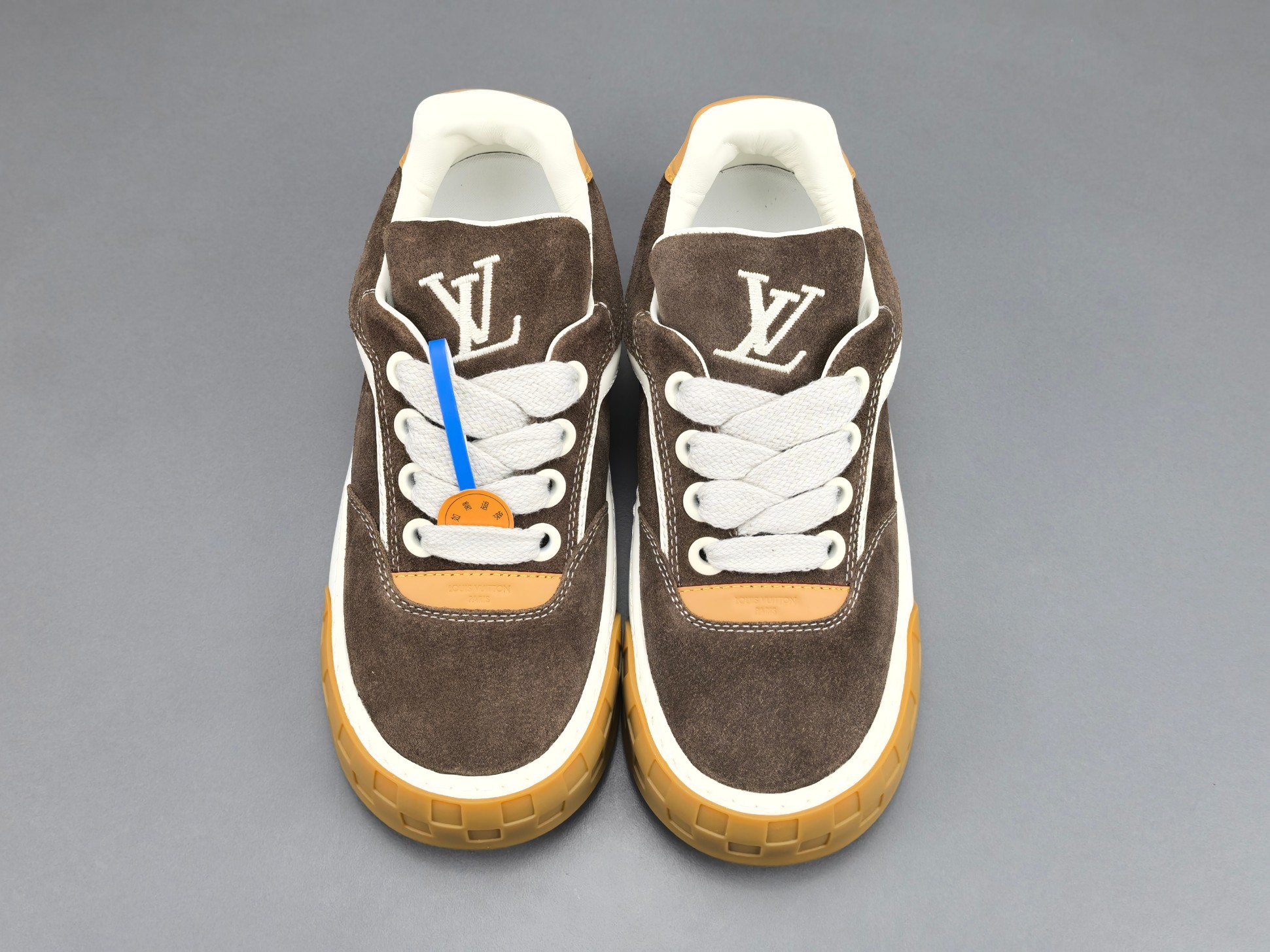 Louis Vuitton Tilted Men’s low-top skate sneakers made of suede calf leather, featuring a round toe and lace-up closure. Sizes: 39, 40, 41, 42, 43, 44, 45, 46 (Men’s) - Image 16