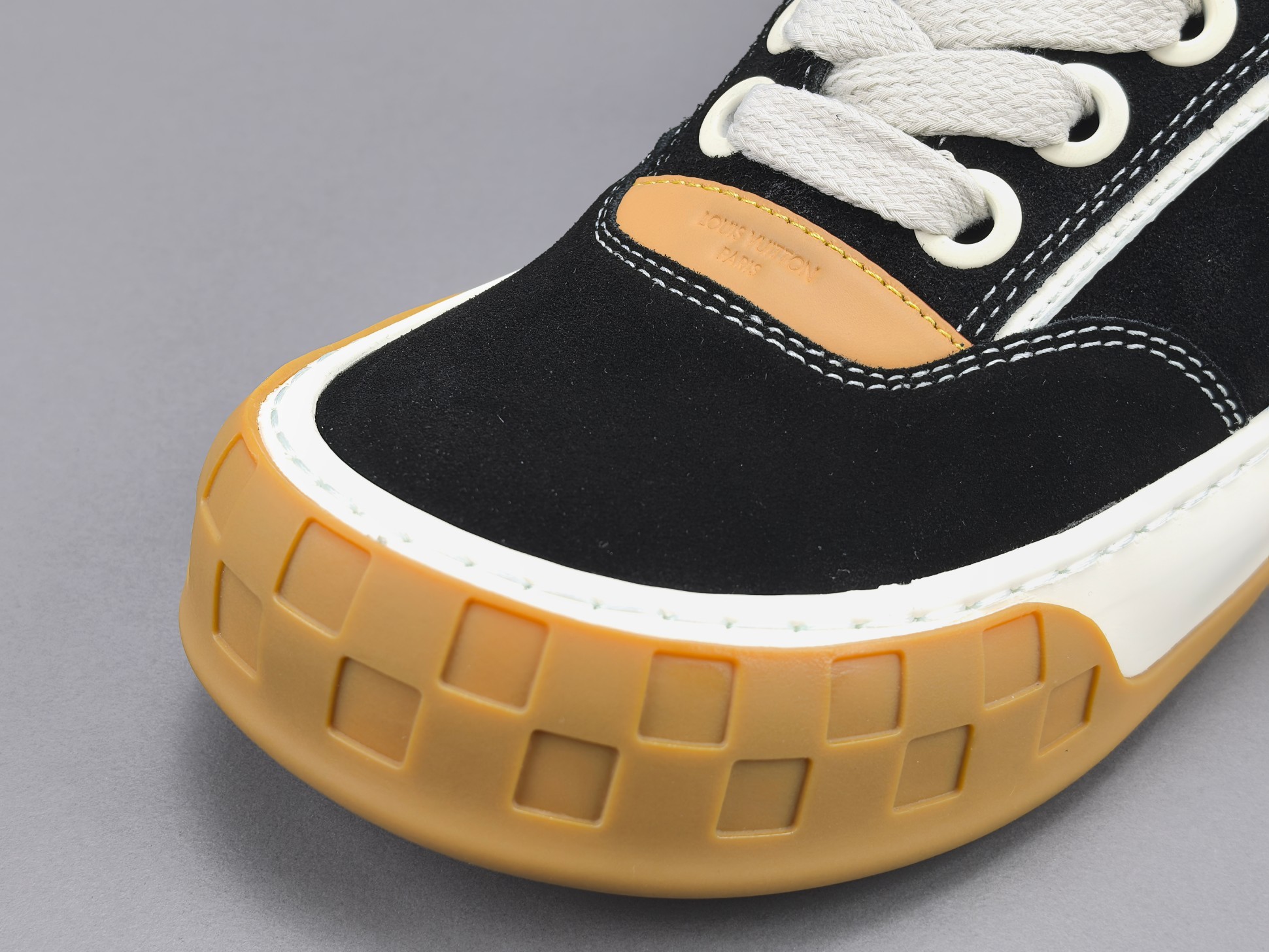 Louis Vuitton Tilted Men’s low-top skate sneakers crafted from suede calf leather, featuring a round toe and lace-up closure. Sizes: 39, 40, 41, 42, 43, 44, 45, 46 (Men’s) - Image 2