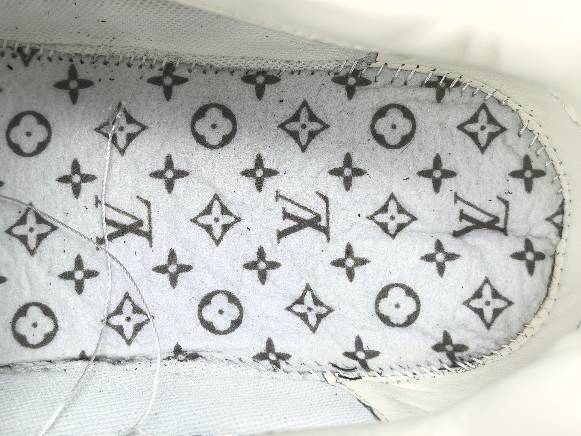 Louis Vuitton Tilted Men’s low-top skate sneakers crafted from suede calf leather, featuring a round toe and lace-up closure. Sizes: 39, 40, 41, 42, 43, 44, 45, 46 (Men’s) - Image 5