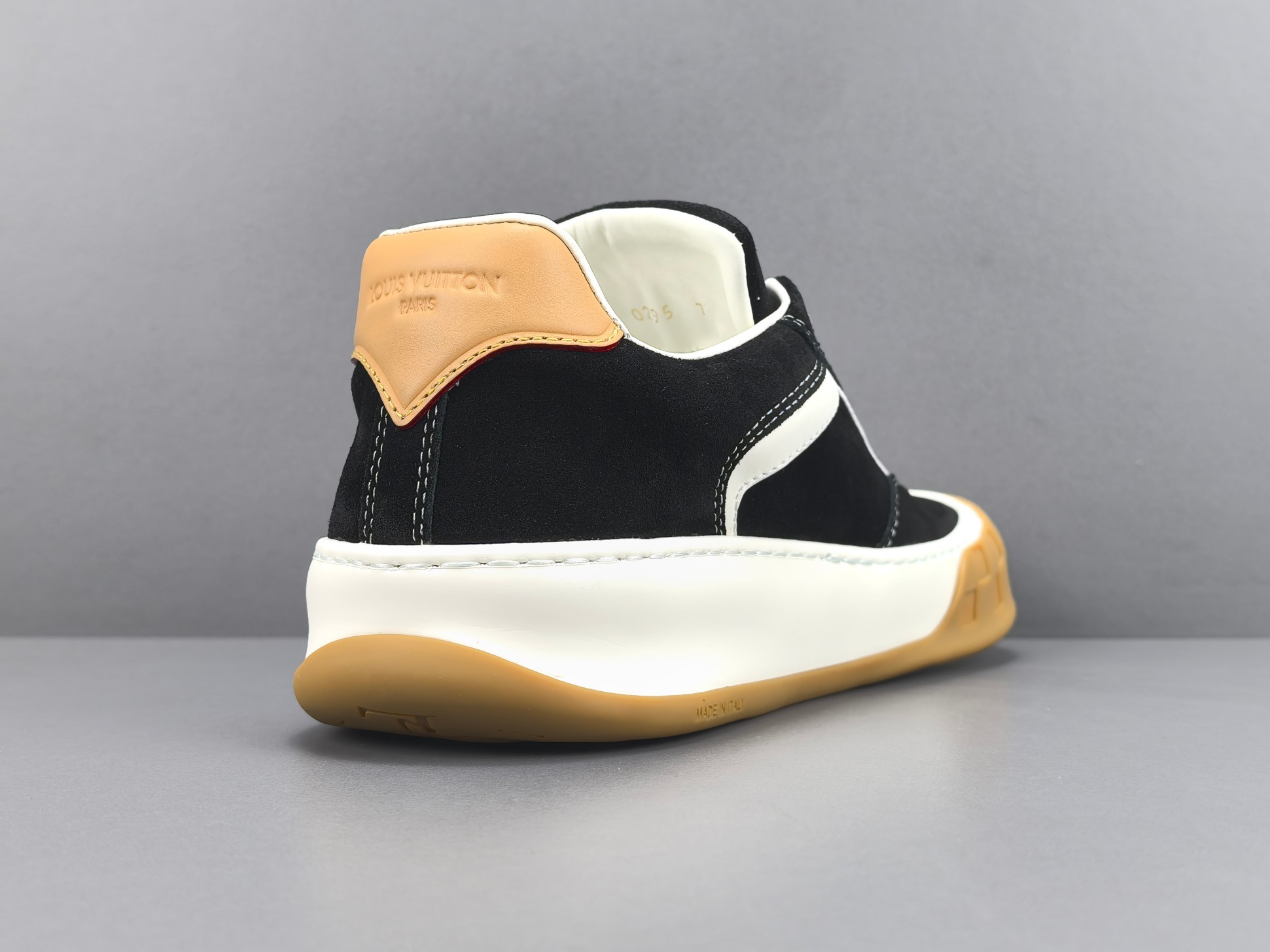 Louis Vuitton Tilted Men’s low-top skate sneakers crafted from suede calf leather, featuring a round toe and lace-up closure. Sizes: 39, 40, 41, 42, 43, 44, 45, 46 (Men’s) - Image 12