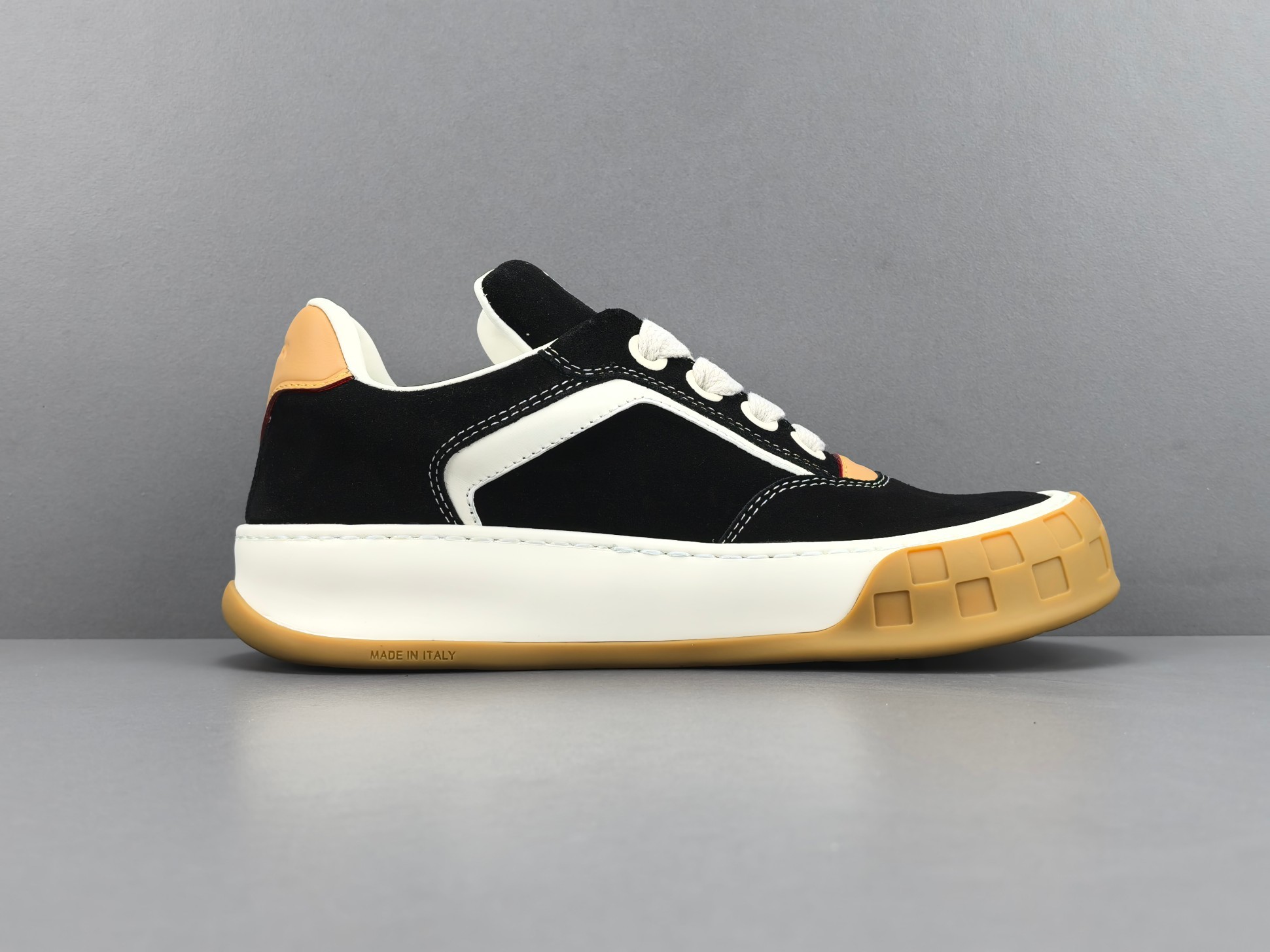Louis Vuitton Tilted Men’s low-top skate sneakers crafted from suede calf leather, featuring a round toe and lace-up closure. Sizes: 39, 40, 41, 42, 43, 44, 45, 46 (Men’s)