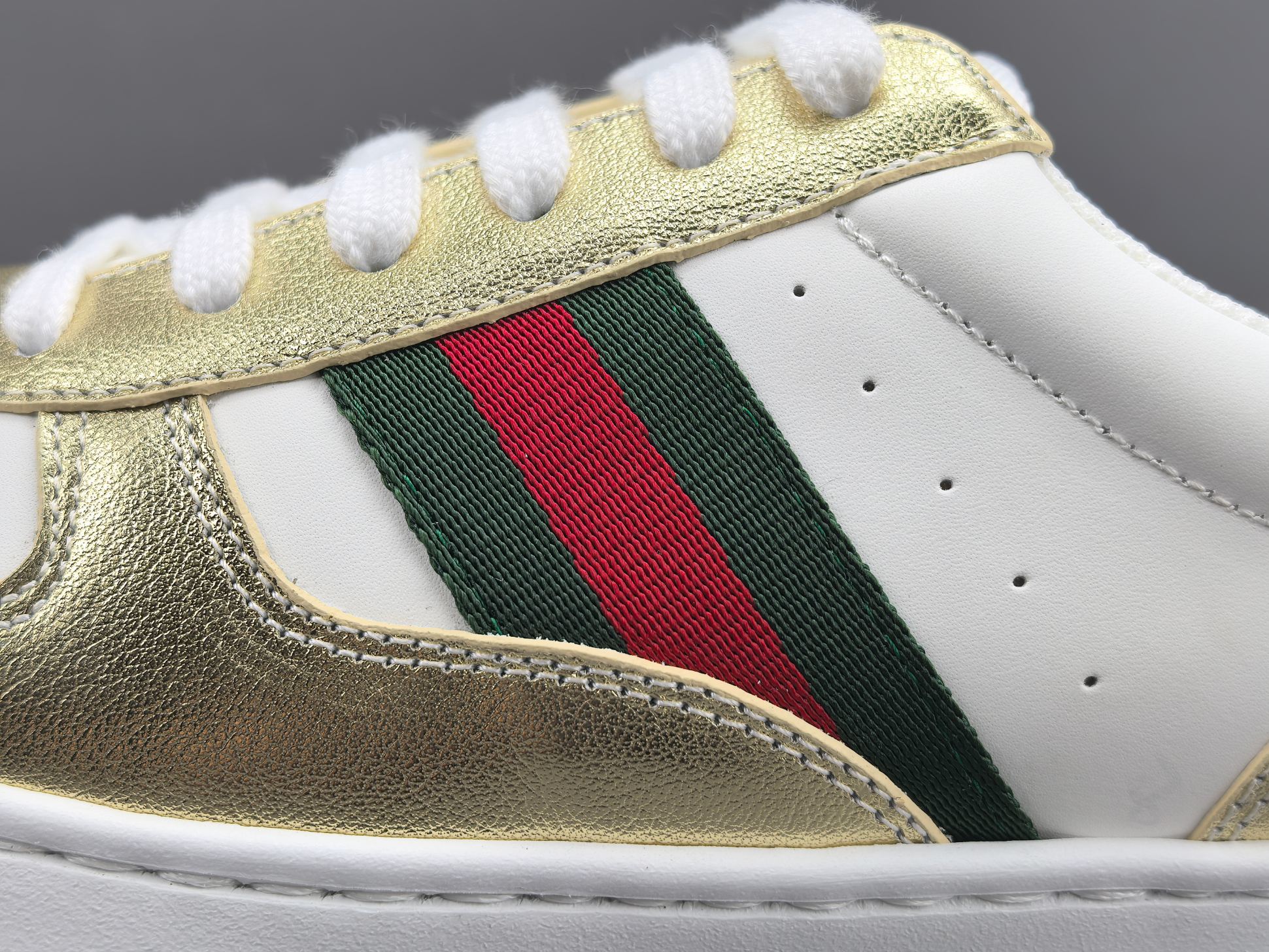 Gucci Chunky “Biscuit” Sneakers Low-top sneakers made from calf leather, featuring a round toe and lace-up closure. Sizes: 35, 36, 37, 38, 39, 40, 41, 42, 43, 44, 45 (Unisex). - Image 9
