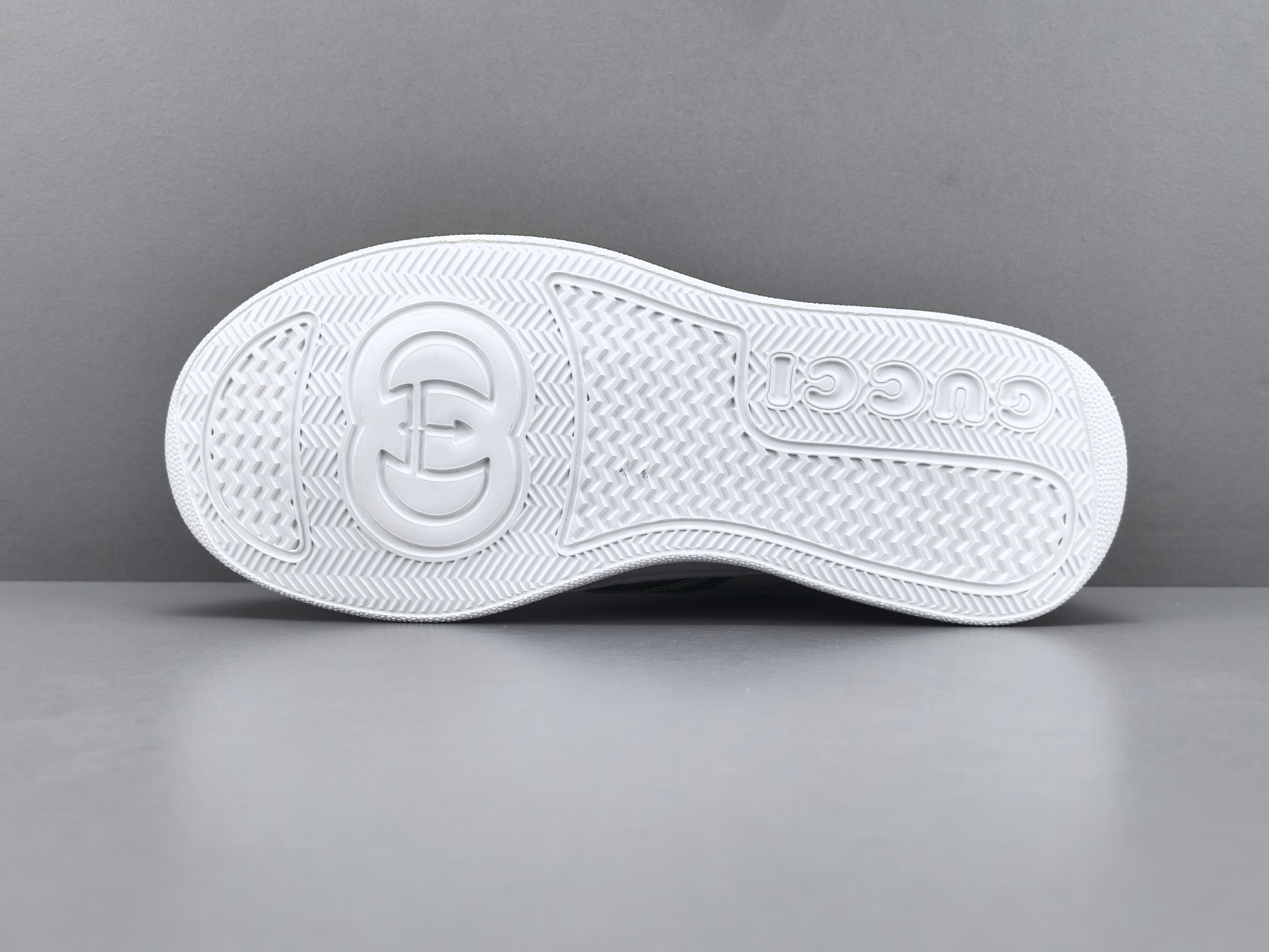Gucci Chunky “Biscuit” Sneakers Low-top sneakers made from calf leather, featuring a round toe and lace-up closure. Sizes: 35, 36, 37, 38, 39, 40, 41, 42, 43, 44, 45 (Unisex). - Image 11