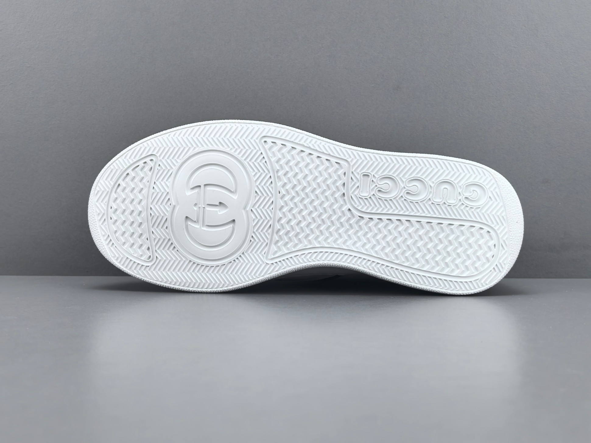 Gucci Chunky “Biscuit” Sneakers Low-top sneakers crafted from calf leather, featuring a round toe and lace-up closure. Sizes: 35, 36, 37, 38, 39, 40, 41, 42, 43, 44, 45 (Unisex). - Image 15
