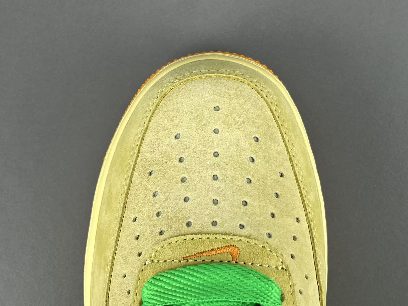Nike x DOAF Air Force 1 “Egg or Duck” Low-top sneakers in white and green, featuring a comfortable and soft design. Suitable for men and women (unisex). - Image 4