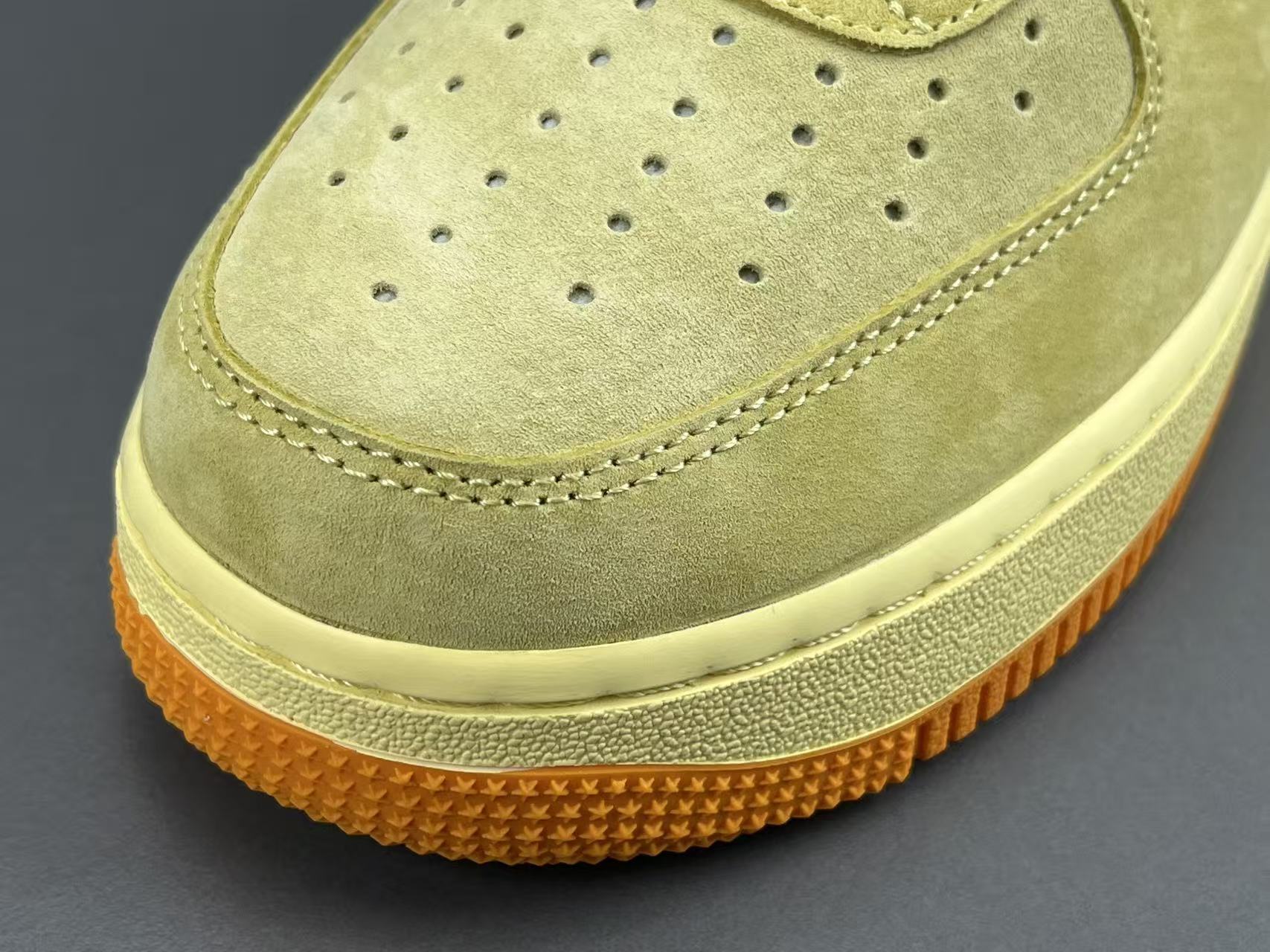 Nike x DOAF Air Force 1 “Egg or Duck” Low-top sneakers in white and green, featuring a comfortable and soft design. Suitable for men and women (unisex). - Image 6