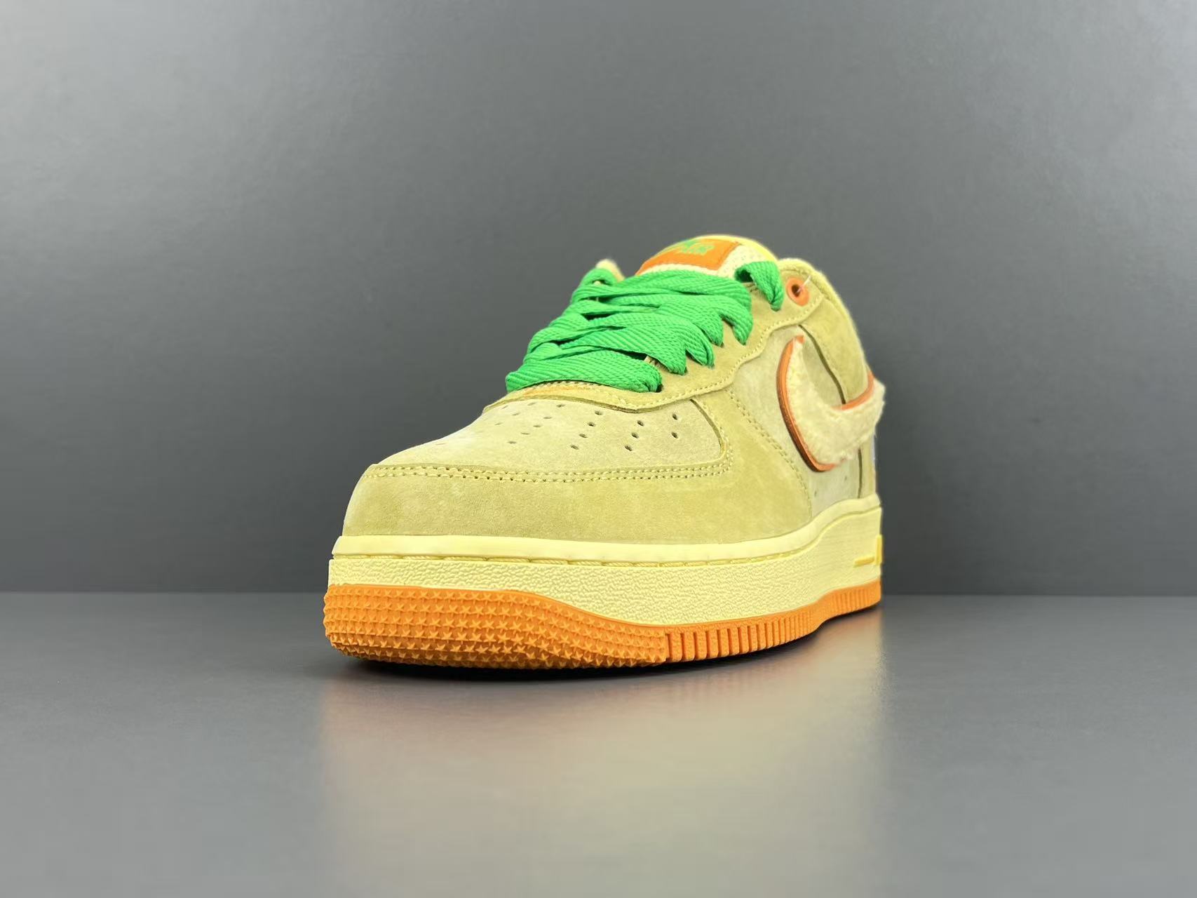 Nike x DOAF Air Force 1 “Egg or Duck” Low-top sneakers in white and green, featuring a comfortable and soft design. Suitable for men and women (unisex). - Image 10