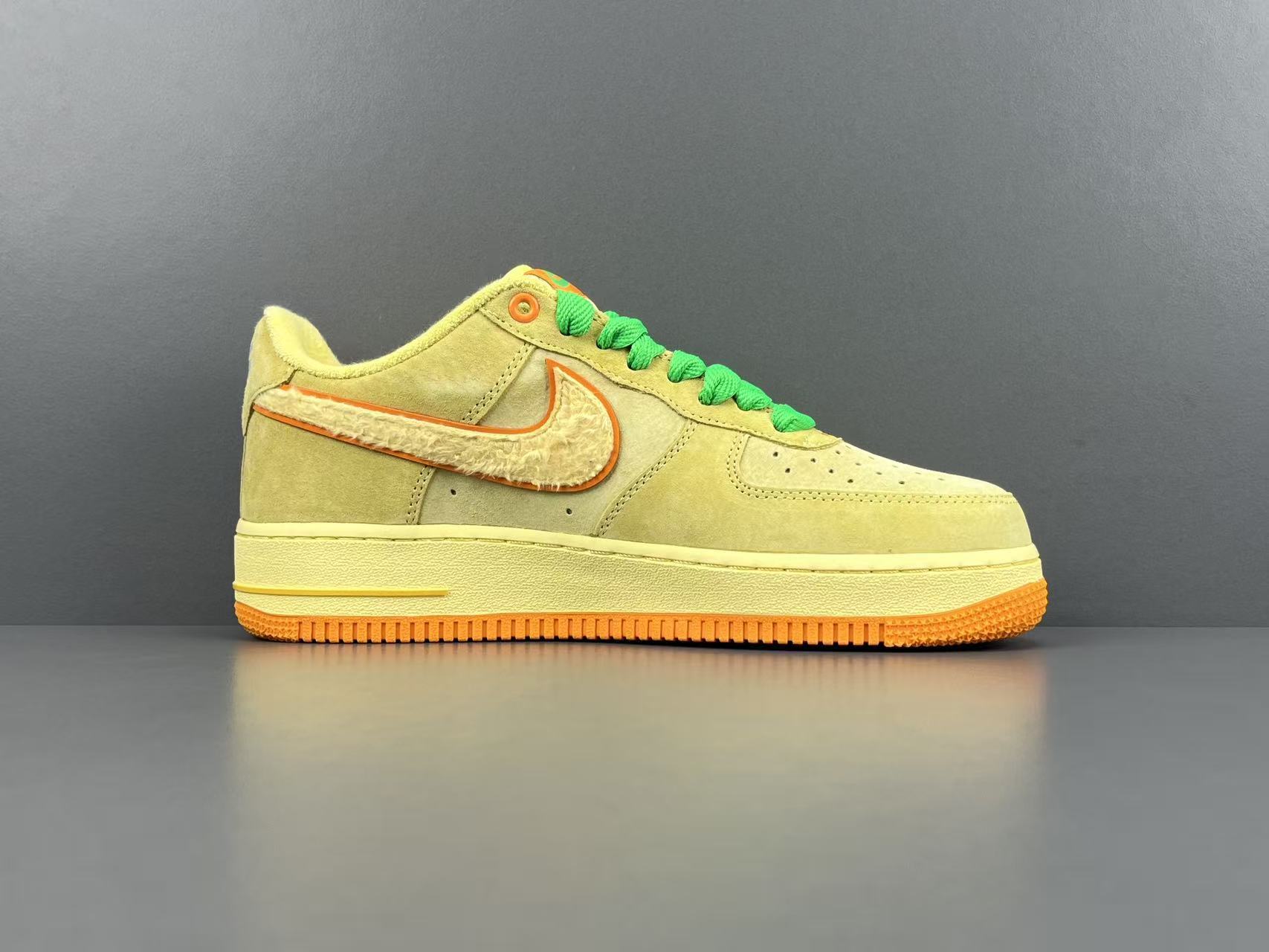 Nike x DOAF Air Force 1 “Egg or Duck” Low-top sneakers in white and green, featuring a comfortable and soft design. Suitable for men and women (unisex). - Image 12
