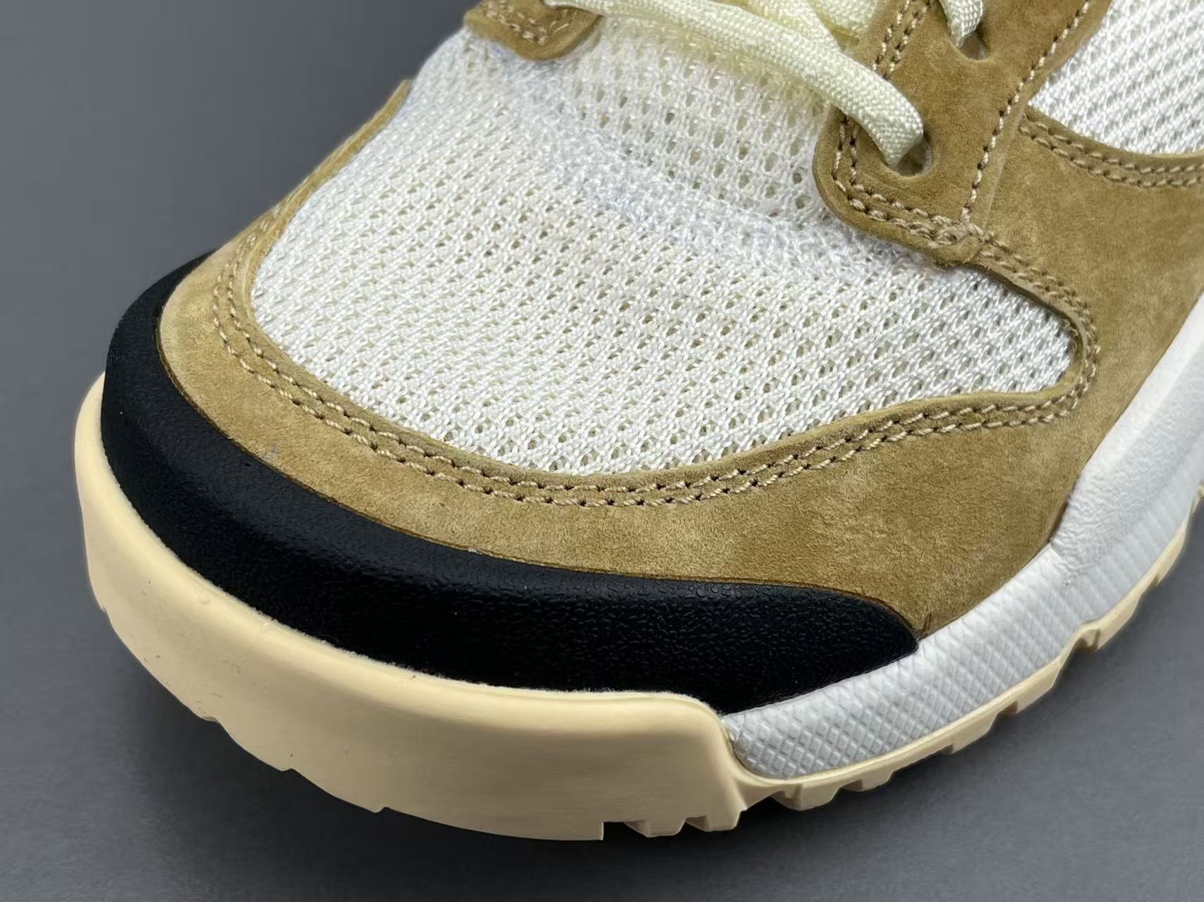 Nike x Tom Sachs Craft Mars Yard 3.0 Men’s low-top lifestyle sneakers in beige-brown, featuring comfortable, versatile wear, and slip-resistant, durable sole. Item number: IF2885-100. - Image 5