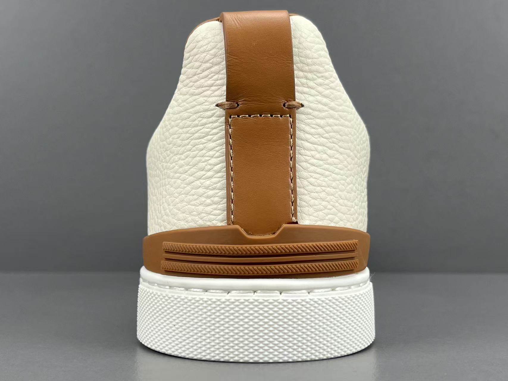 Ermenegildo Zegna Zegan Triple Stitch Men’s low-top sneakers made of leather, featuring a round toe and flat sole. Sizes: 39, 40, 41, 42, 43, 44, 45. - Image 2