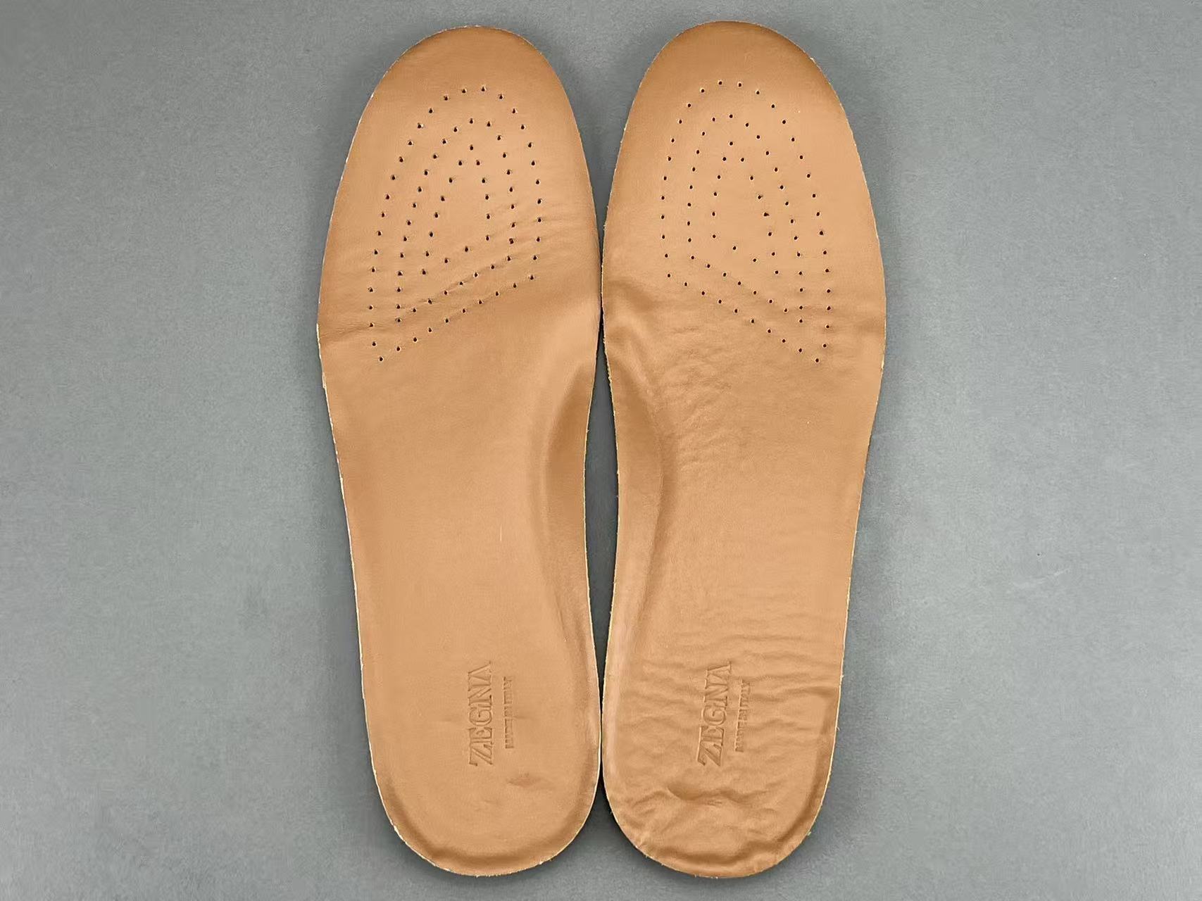 Ermenegildo Zegna Zegan Triple Stitch Men’s low-top sneakers made of leather, featuring a round toe and flat sole. Sizes: 39, 40, 41, 42, 43, 44, 45. - Image 3