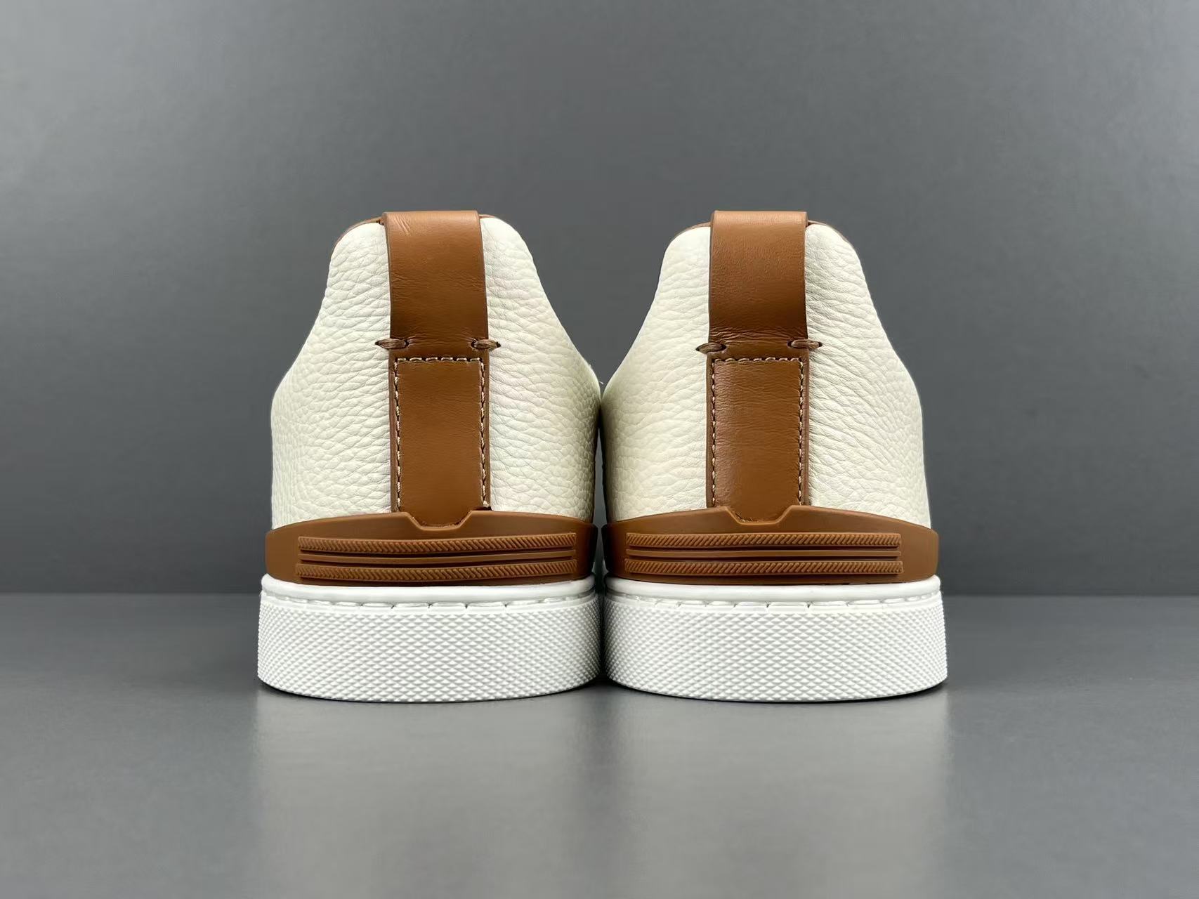 Ermenegildo Zegna Zegan Triple Stitch Men’s low-top sneakers made of leather, featuring a round toe and flat sole. Sizes: 39, 40, 41, 42, 43, 44, 45. - Image 16