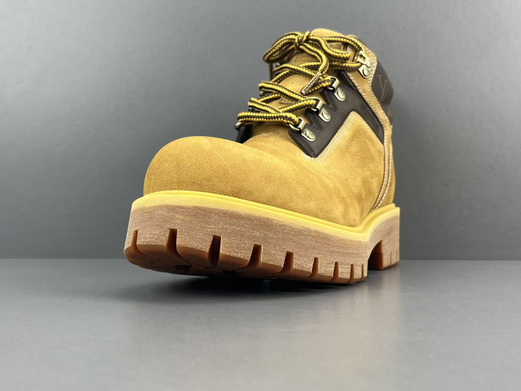 Louis Vuitton REMIX Men’s mid-top outdoor boots in brown, crafted from suede calf leather, featuring letter and floral lace-up design and ankle-high silhouette. - Image 11