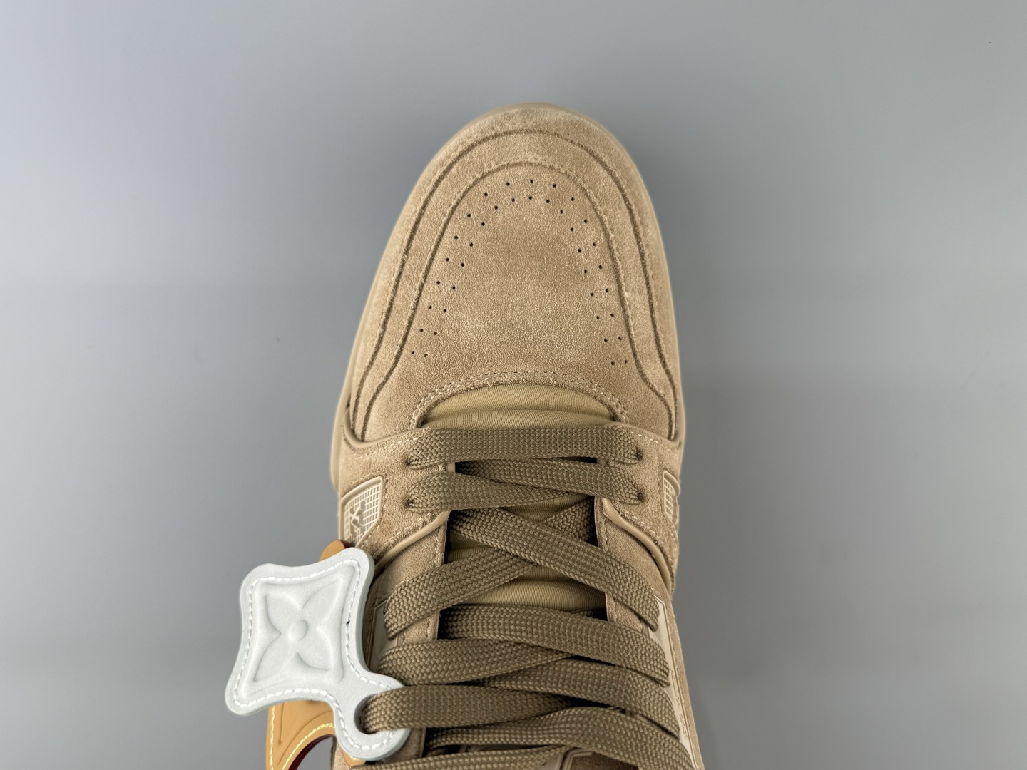Louis Vuitton LV Trainer in light coffee brown with hang tag. Made from imported Italian cow suede/leather using top-level craftsmanship - Image 4